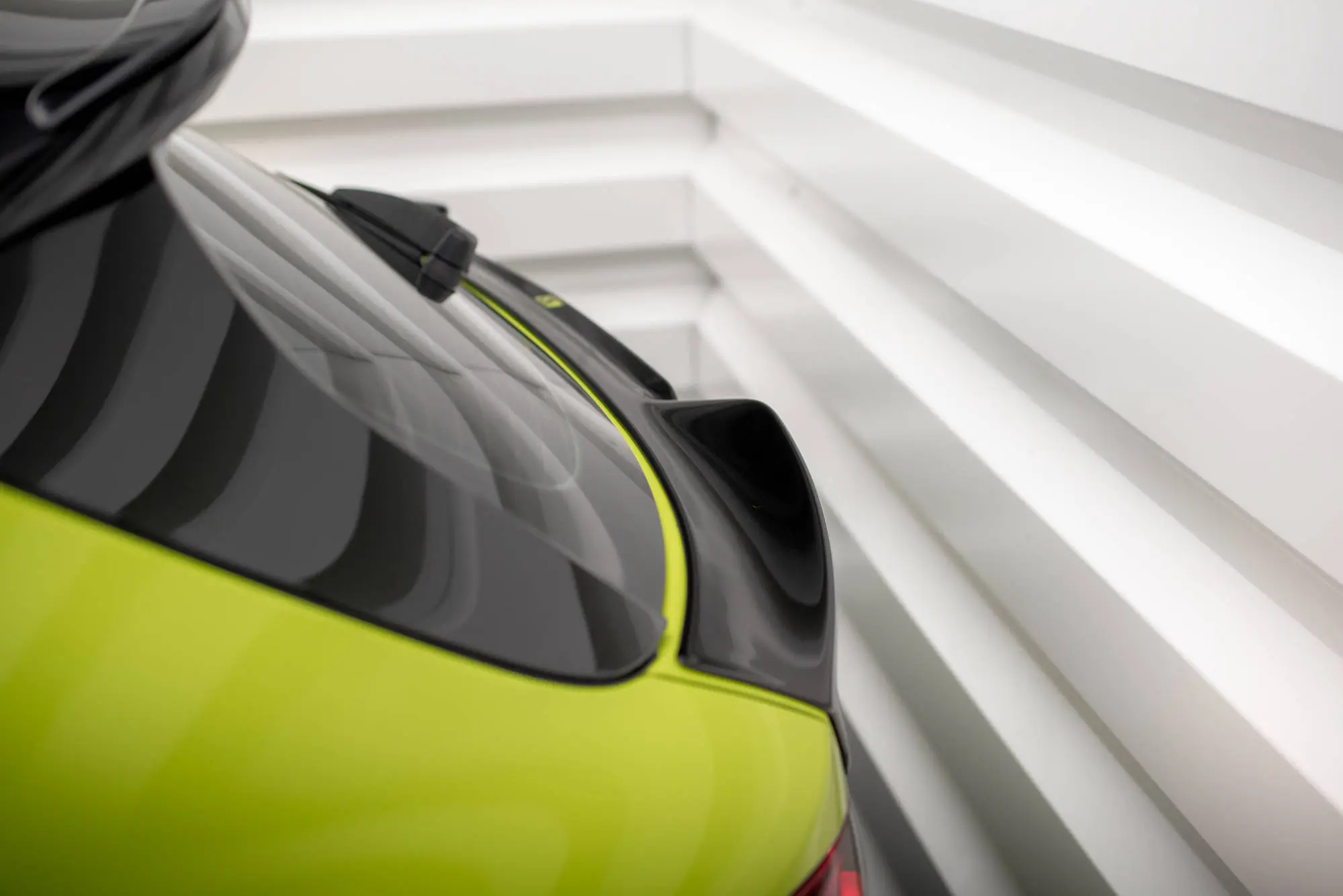 Hekkspoiler BMW 1 (F40) M-Pack / BMW M135i (F40) 2019 - 2024 | Glossy Black Edition – bilde 9