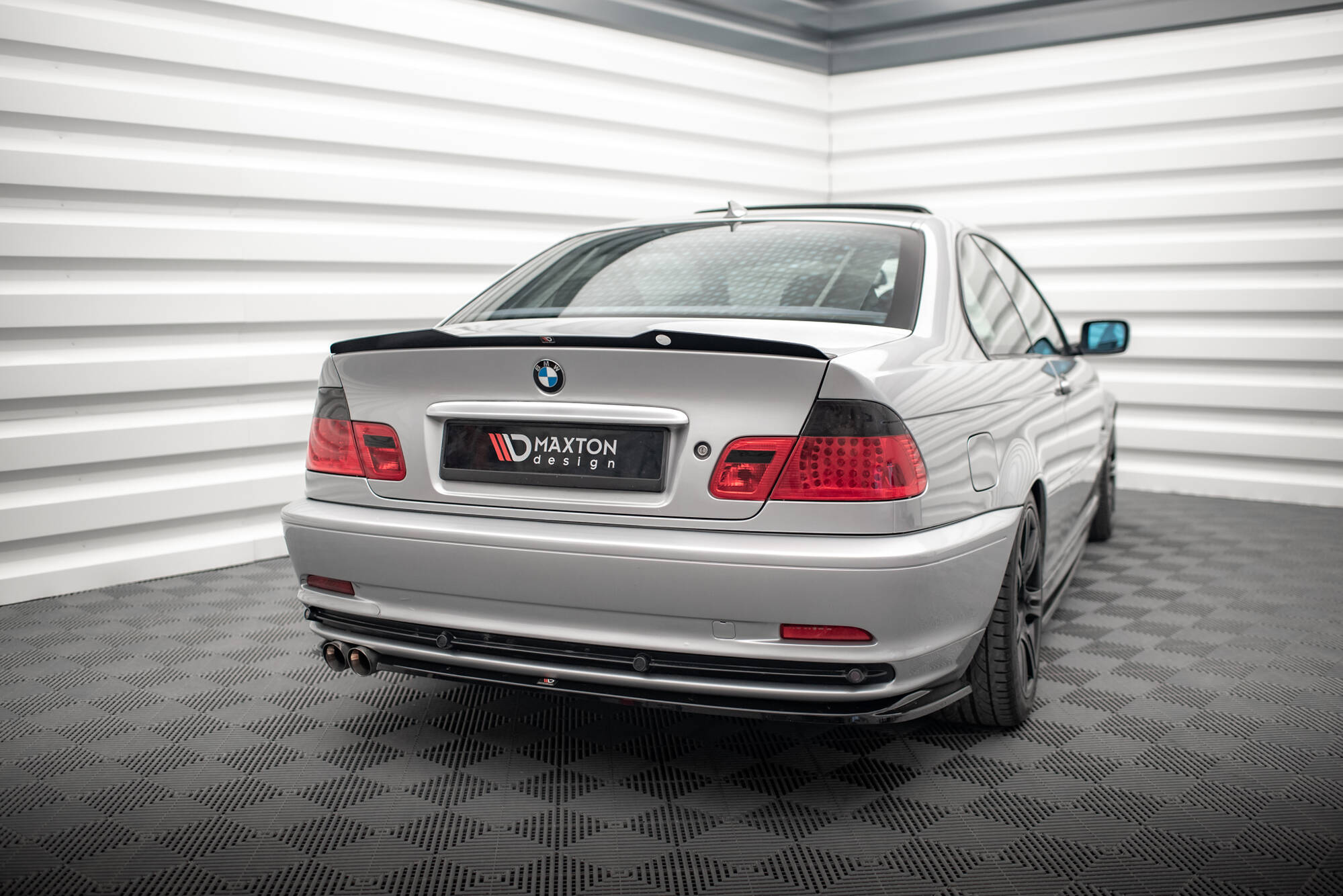 Hekkspoiler BMW 3 (E46) Coupe 1998 - 2003 | V.2 Glossy Black Edition Image 4
