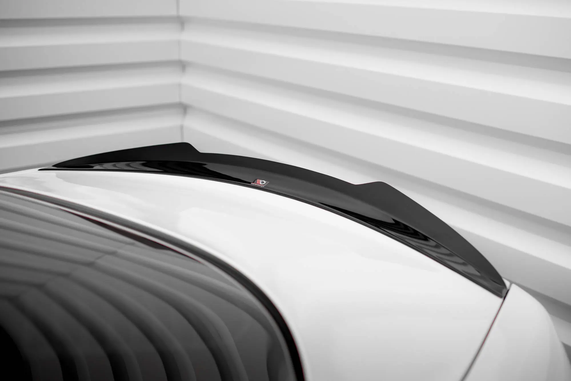 Hekkspoiler Maserati GranTurismo S 2008 - 2019 | Glossy Black Edition – bilde 4