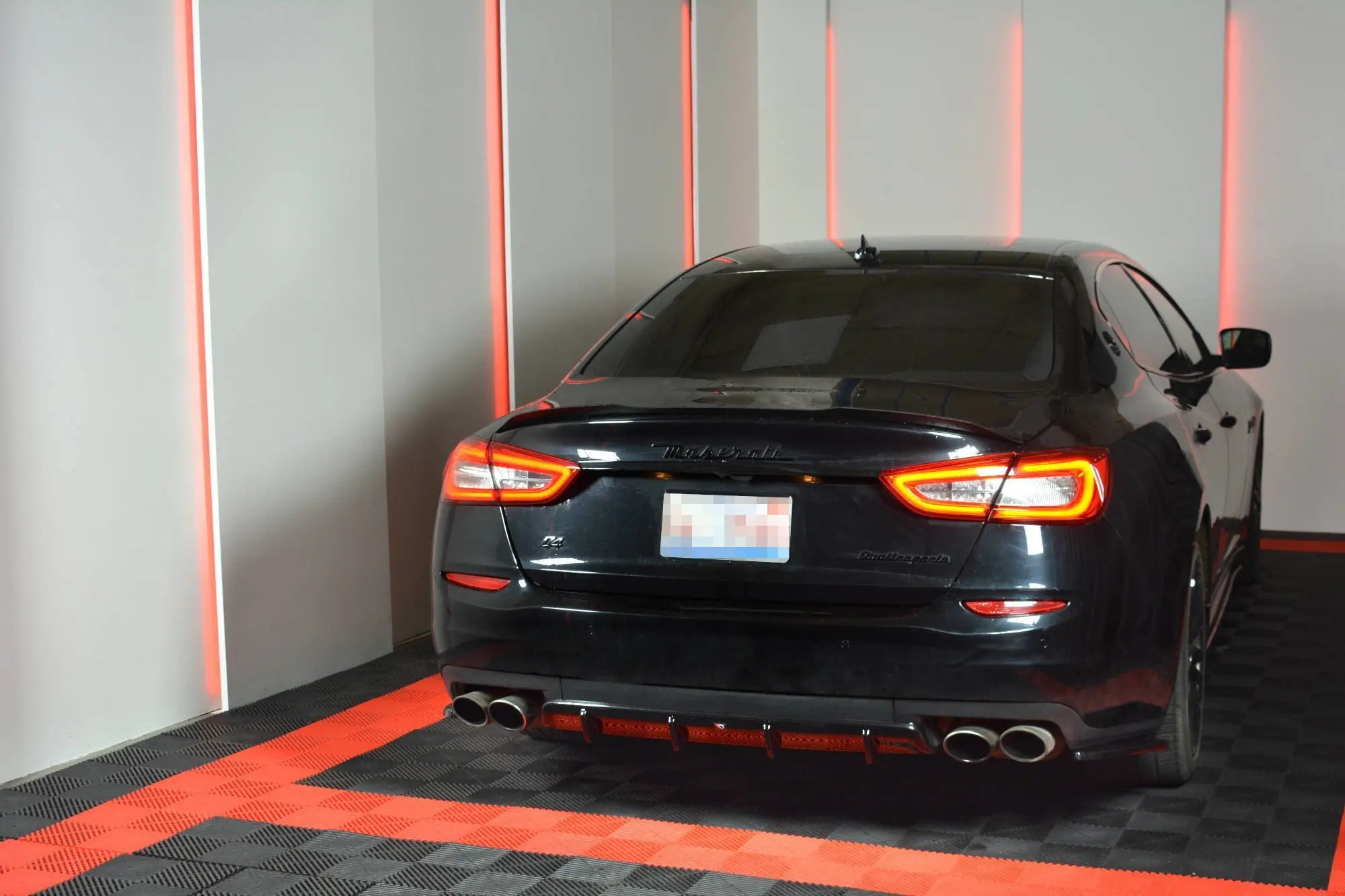 HEKKSPOILER MASERATI QUATTROPORTE MK6 2013-2016 Pre-FACELIFT – bilde 6