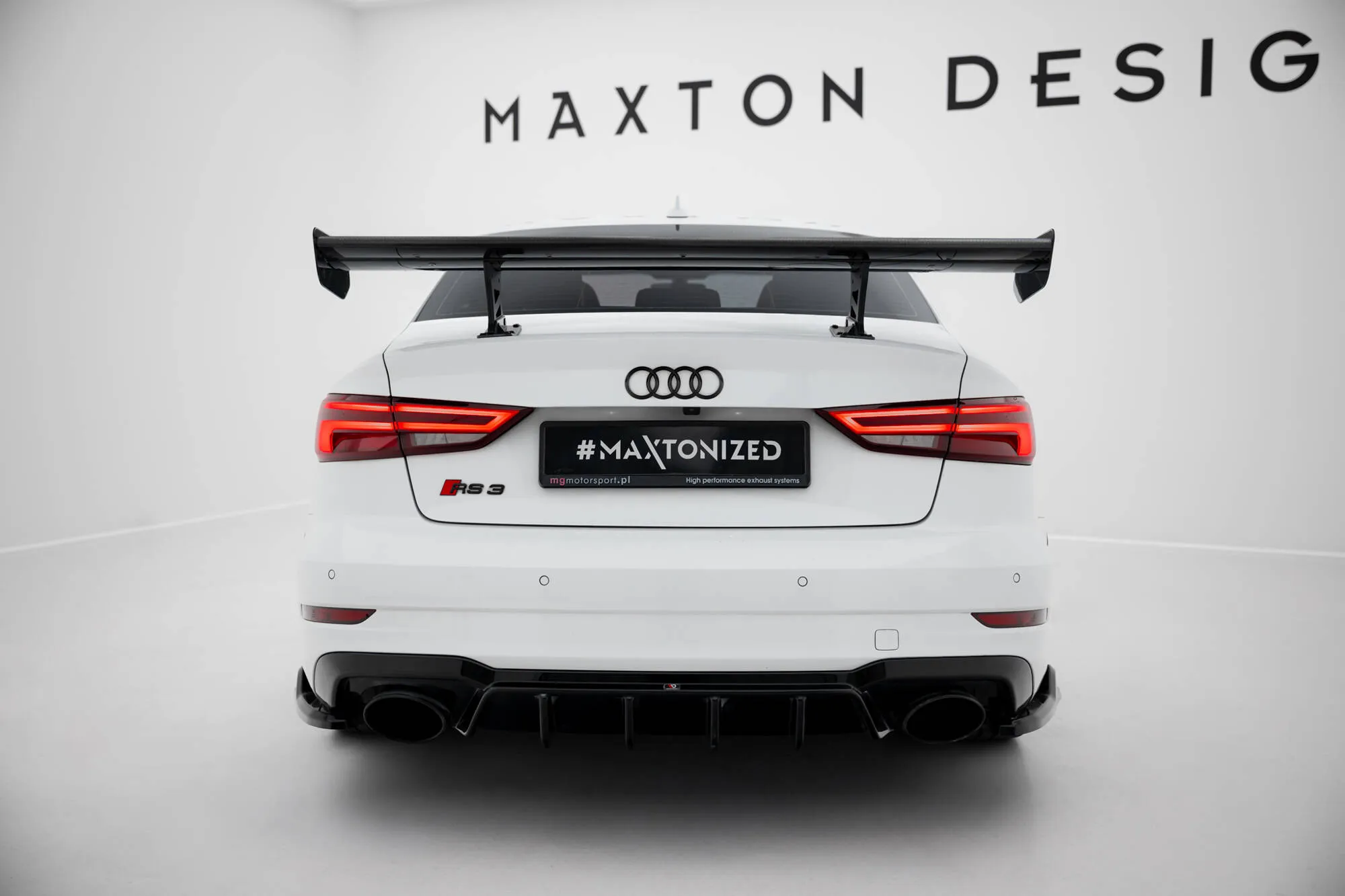 Hekkspoiler med indre bøyler Audi A3 (A3) 2016-2020 | Carbon Fiber Edition