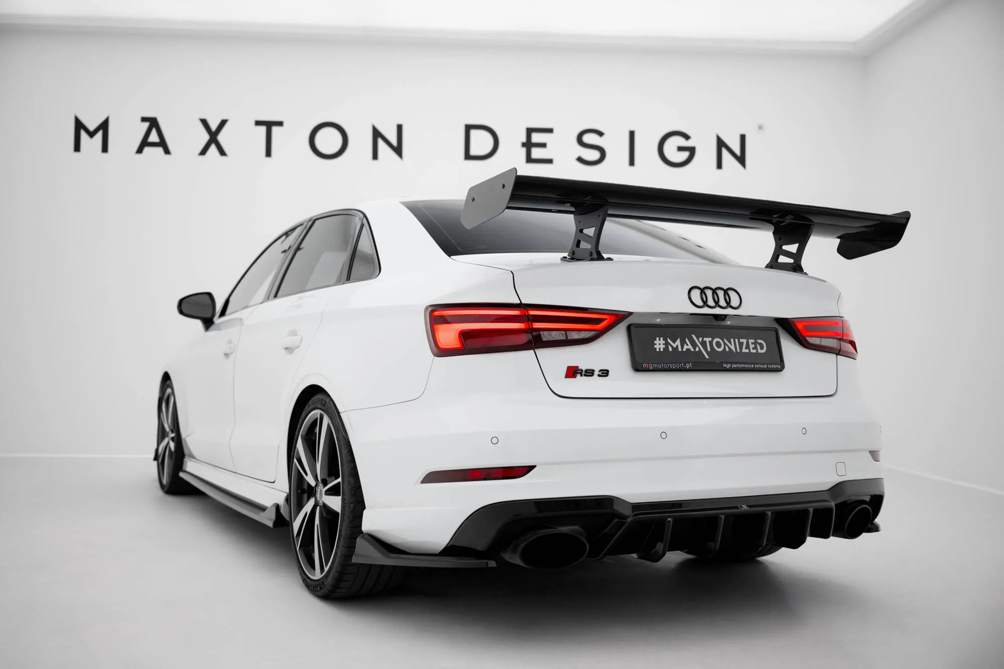 Hekkspoiler med indre bøyler Audi A3 (A3) 2016-2020 | Carbon Fiber Edition – bilde 2