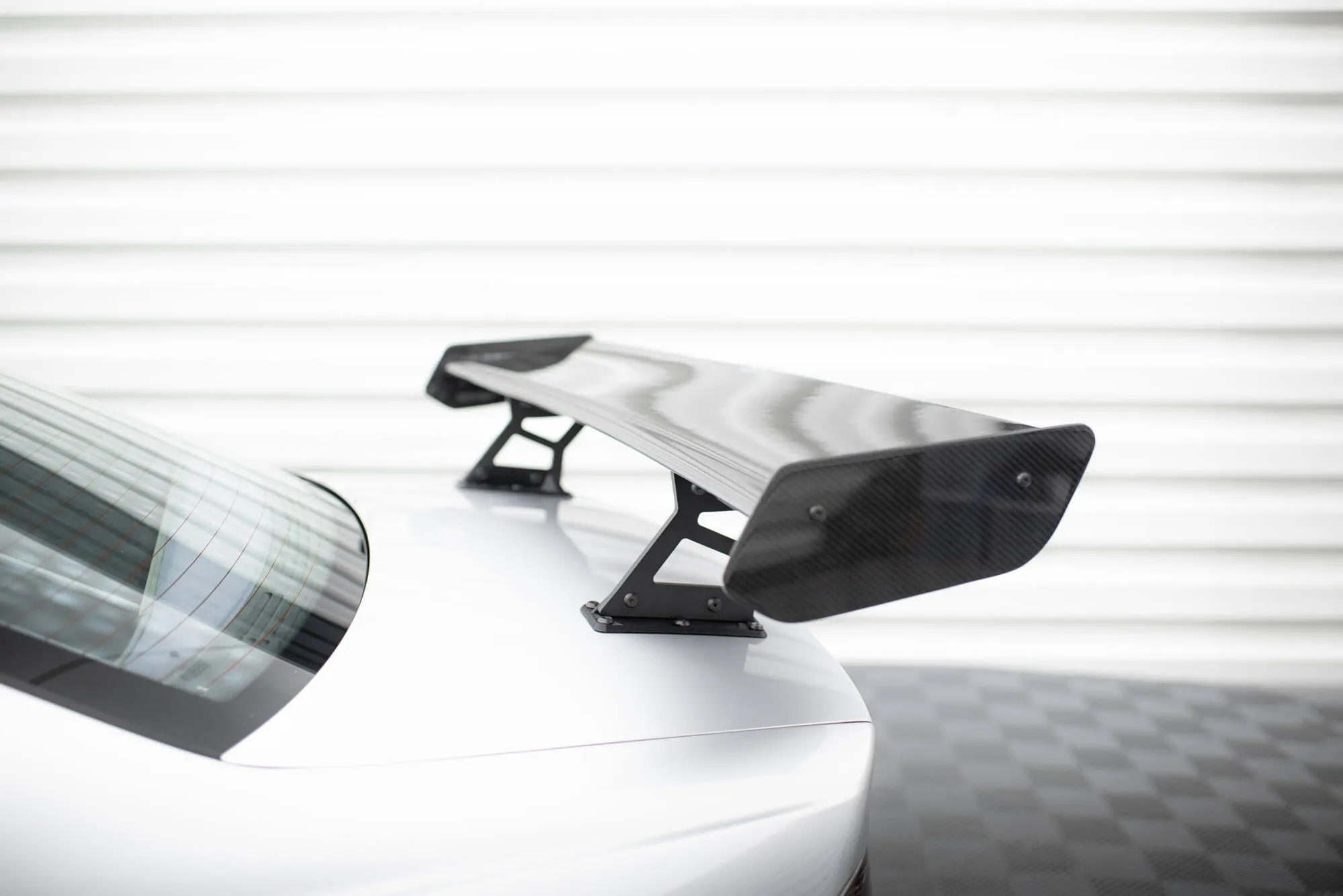 Hekkspoiler med indre bøyler BMW 3 (E46) 1998 - 2005 | Carbon Fiber Edition – bilde 2