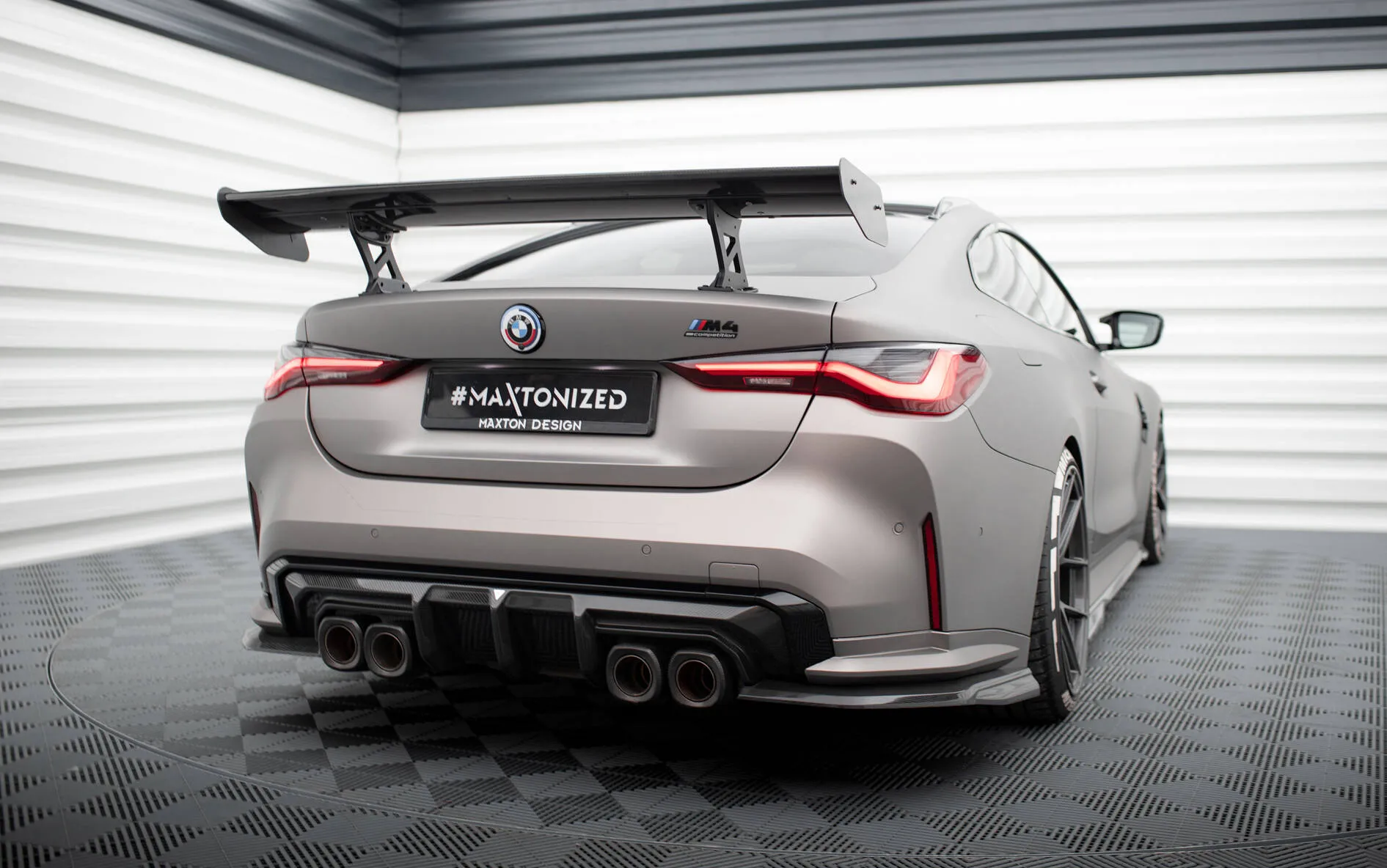 Hekkspoiler med indre bøyler BMW M4 (G82) 2021-2026 | Carbon Fiber Edition – bilde 2