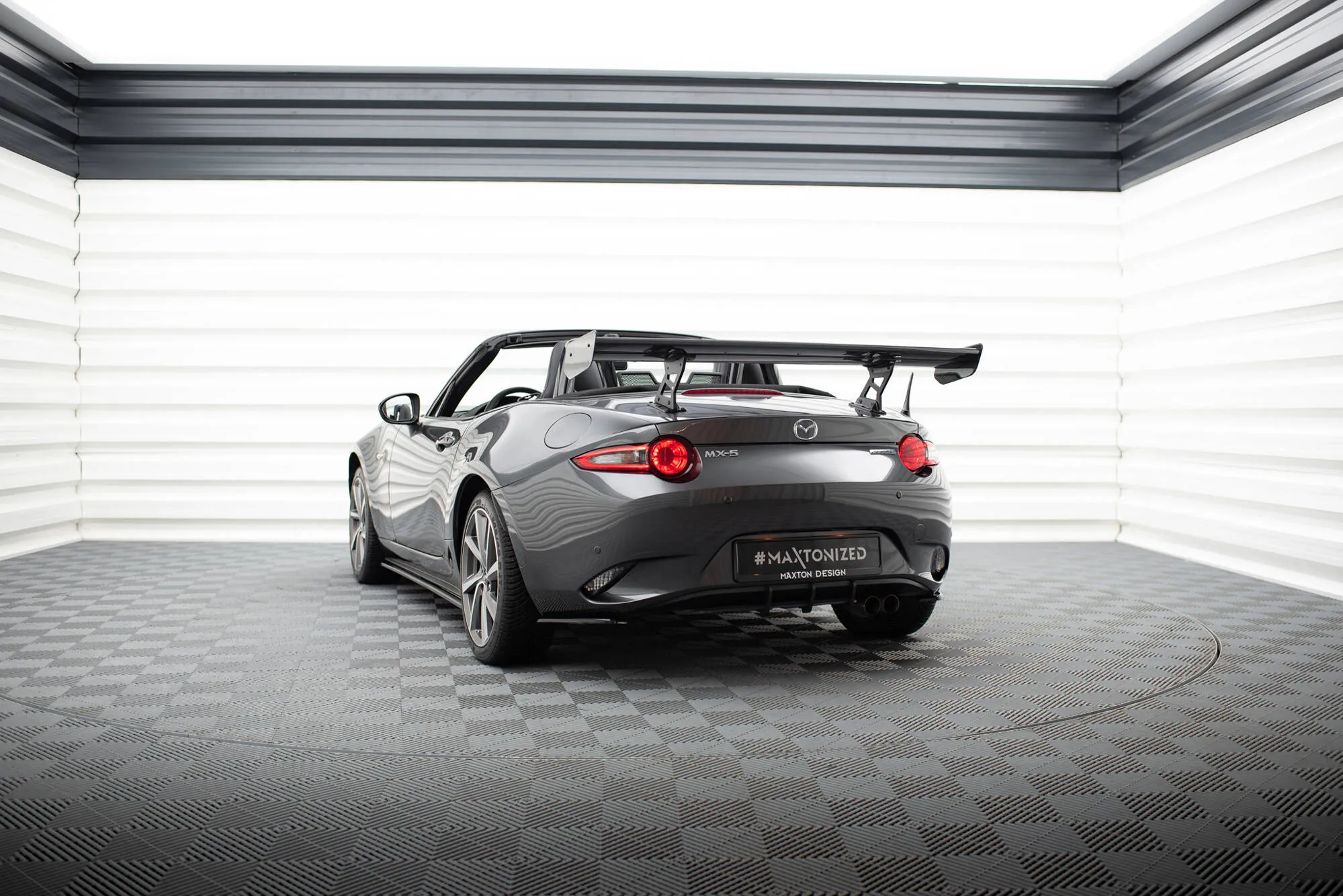 Hekkspoiler med indre bøyler Mazda MX-5 (Mk4) 2015-2026 | Carbon Fiber Edition – bilde 3