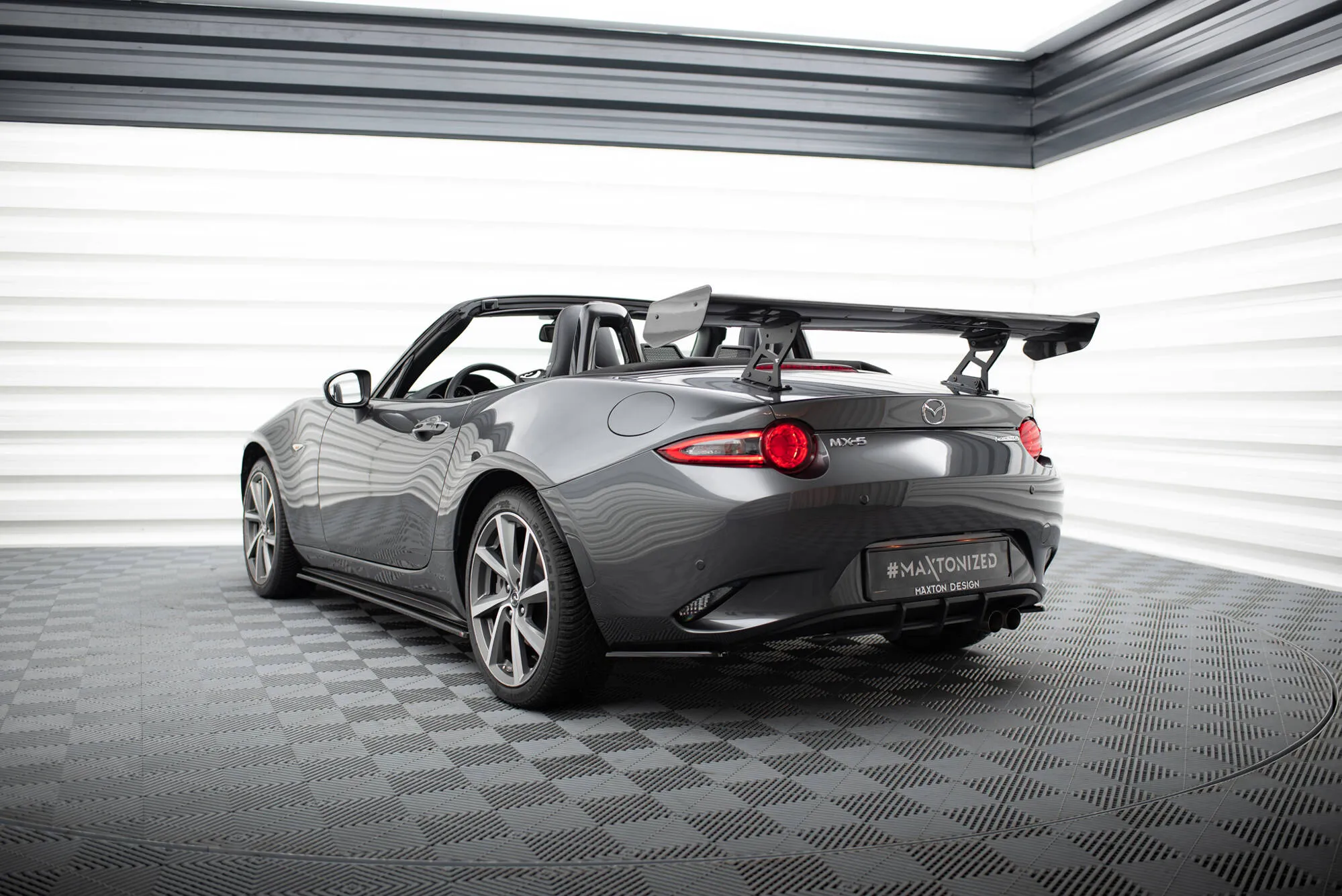 Hekkspoiler med indre bøyler Mazda MX-5 (Mk4) 2015-2026 | Carbon Fiber Edition – bilde 6