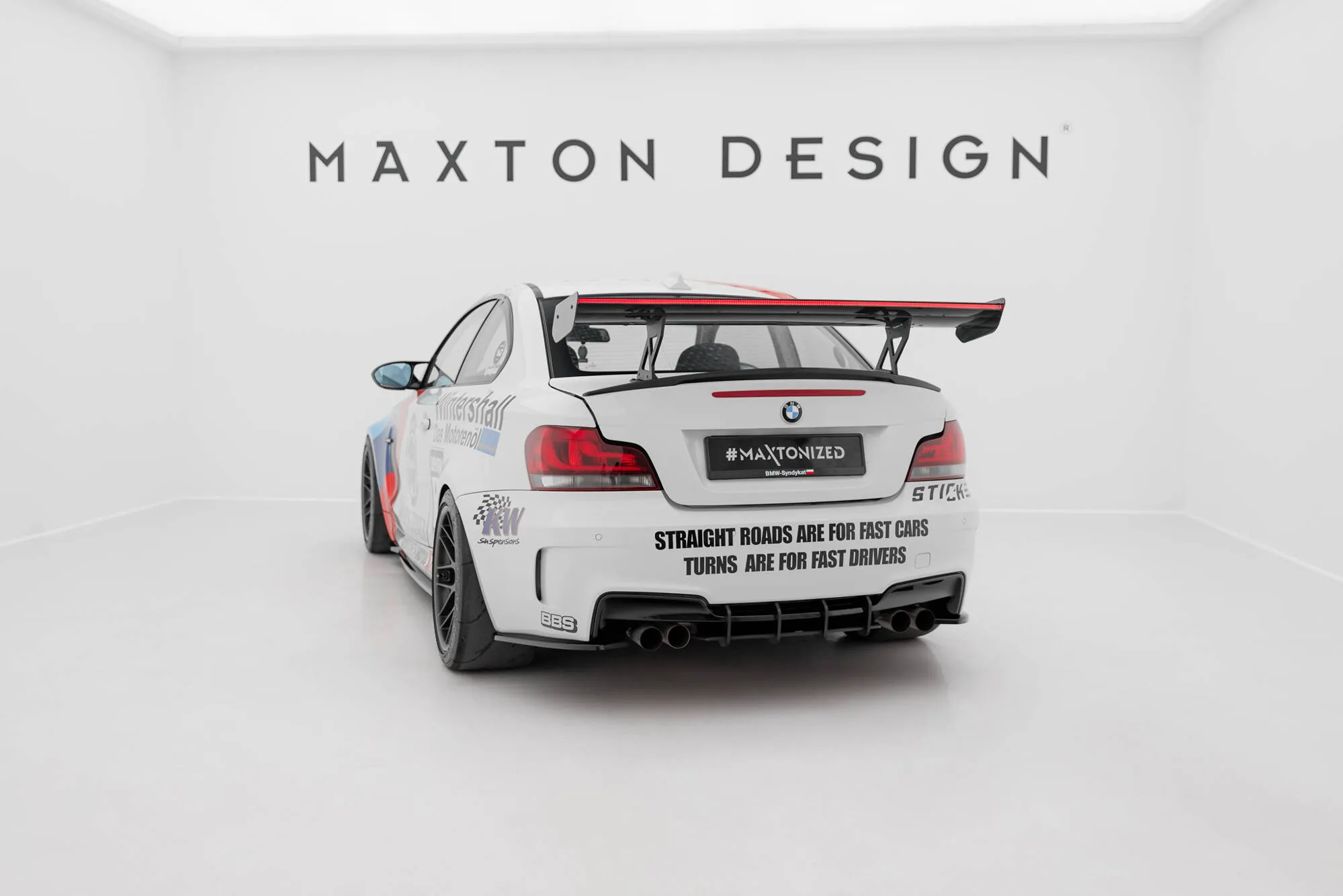 Hekkspoiler med indre bøyler med LED BMW 1 (E81) 2007 - 2012| Carbon Fiber Edition V1 – bilde 6