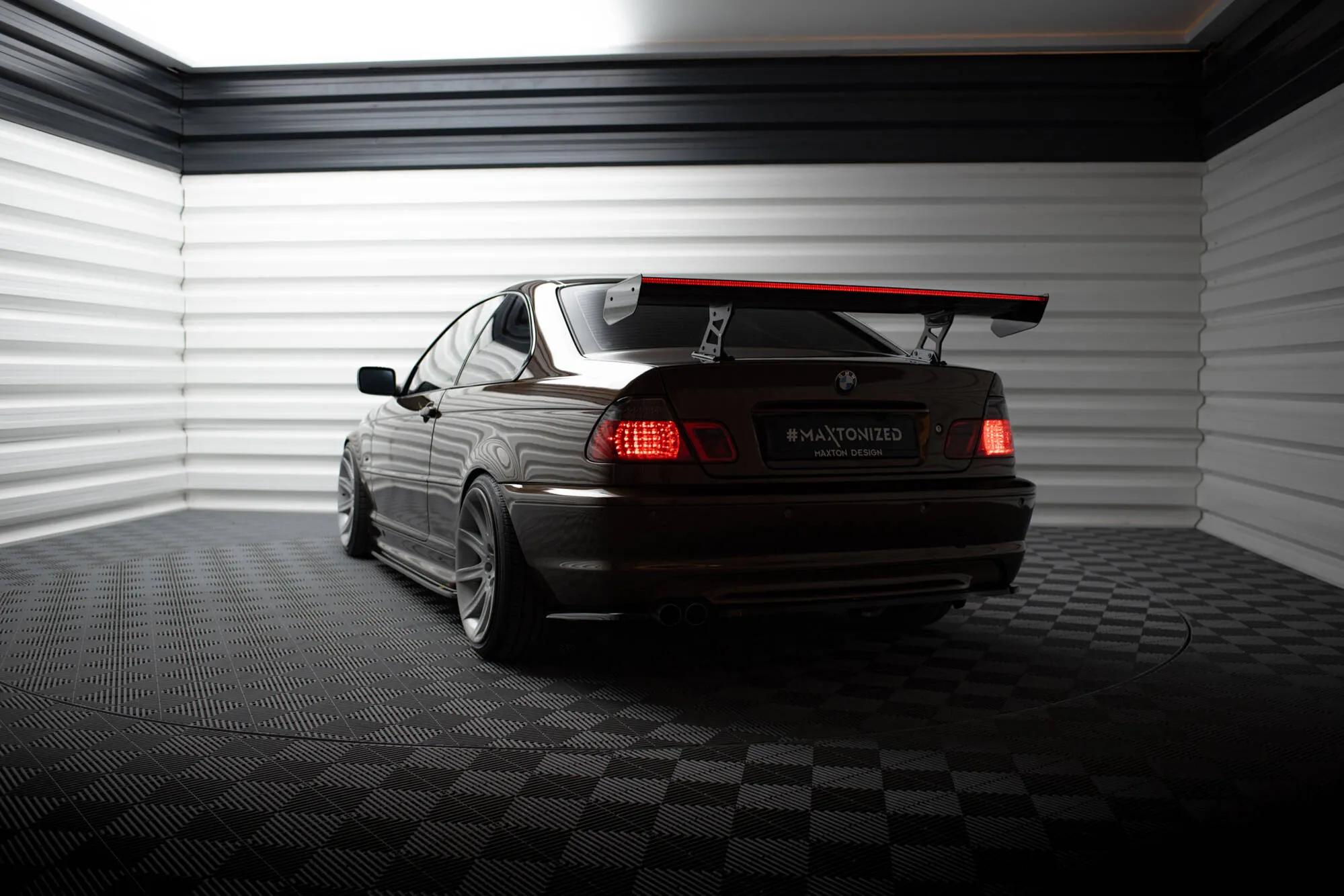Hekkspoiler med indre bøyler med LED BMW 3 (E46) 1998 - 2005 | Carbon Fiber Edition – bilde 2