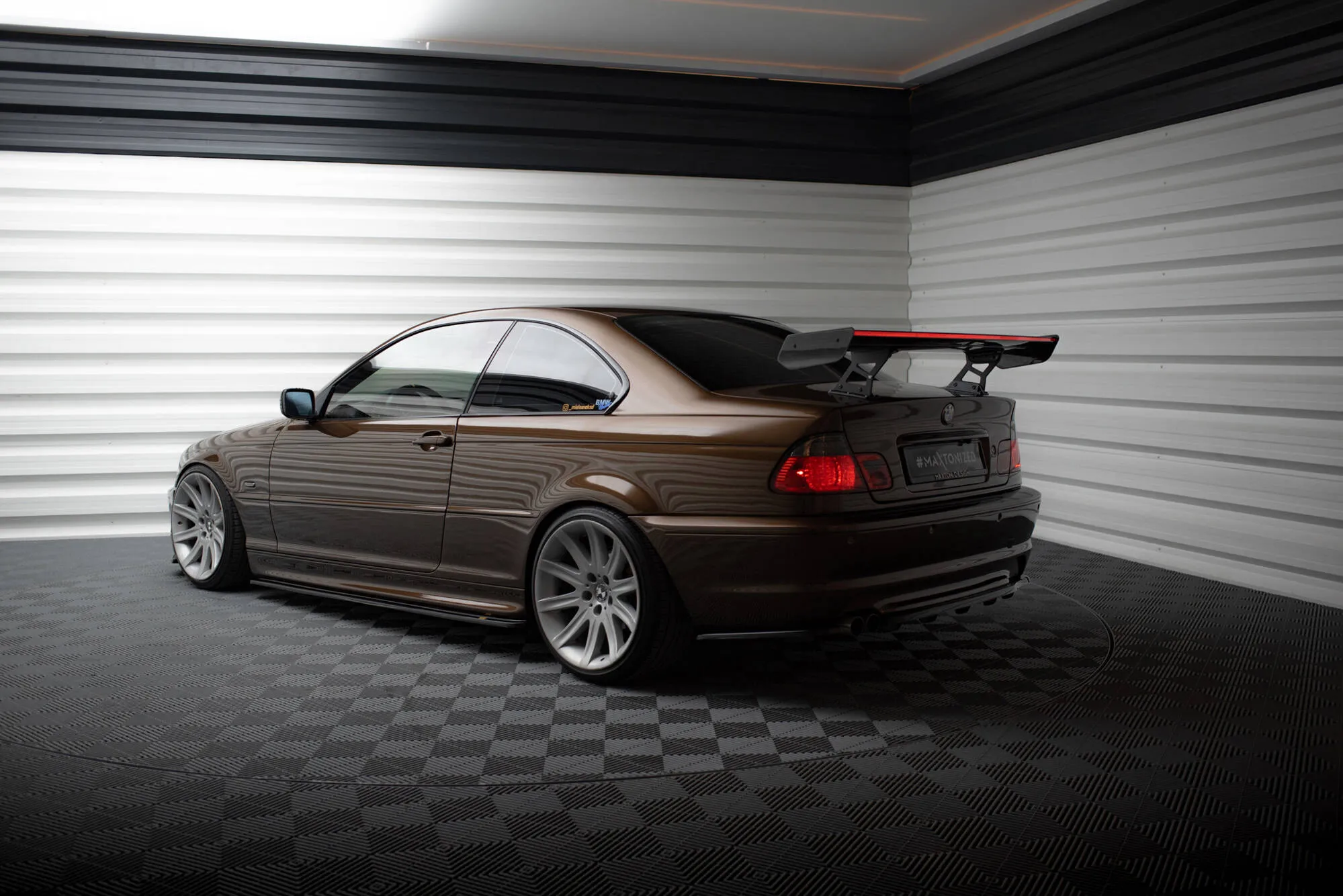 Hekkspoiler med indre bøyler med LED BMW 3 (E46) 1998 - 2005 | Carbon Fiber Edition – bilde 3