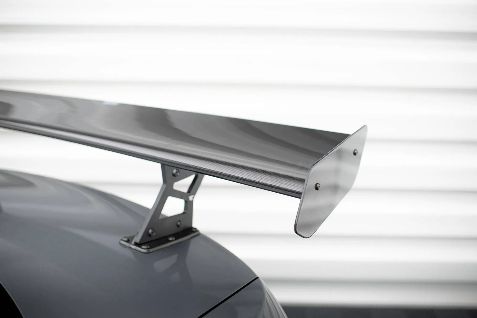 Hekkspoiler med indre bøyler med LED BMW 3 (E92) 2006 - 2013 | Carbon Fiber Edition – bilde 5