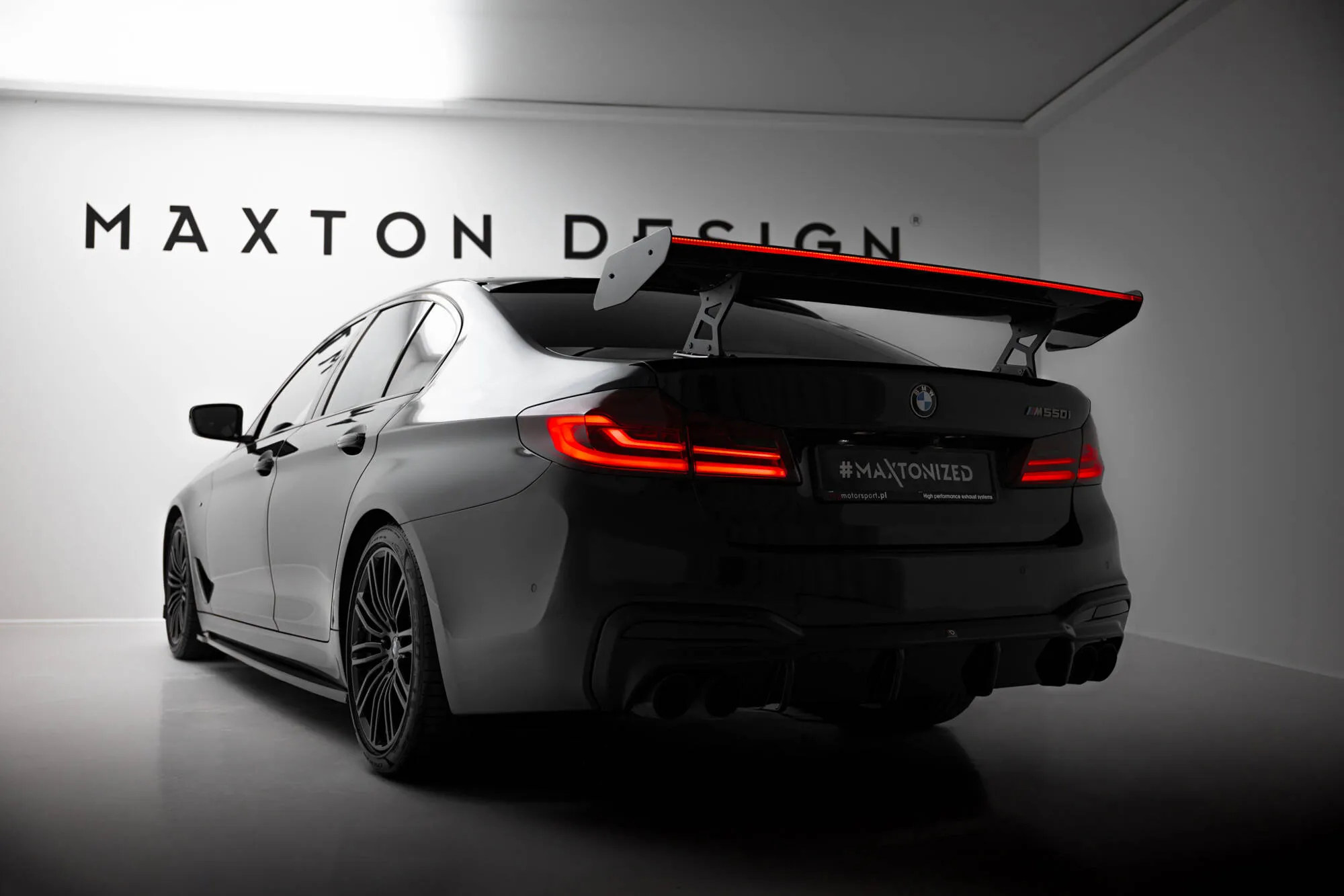 Hekkspoiler med indre bøyler med LED BMW 5 / M5 (G30/F90) | Carbon Fiber Edition – bilde 2