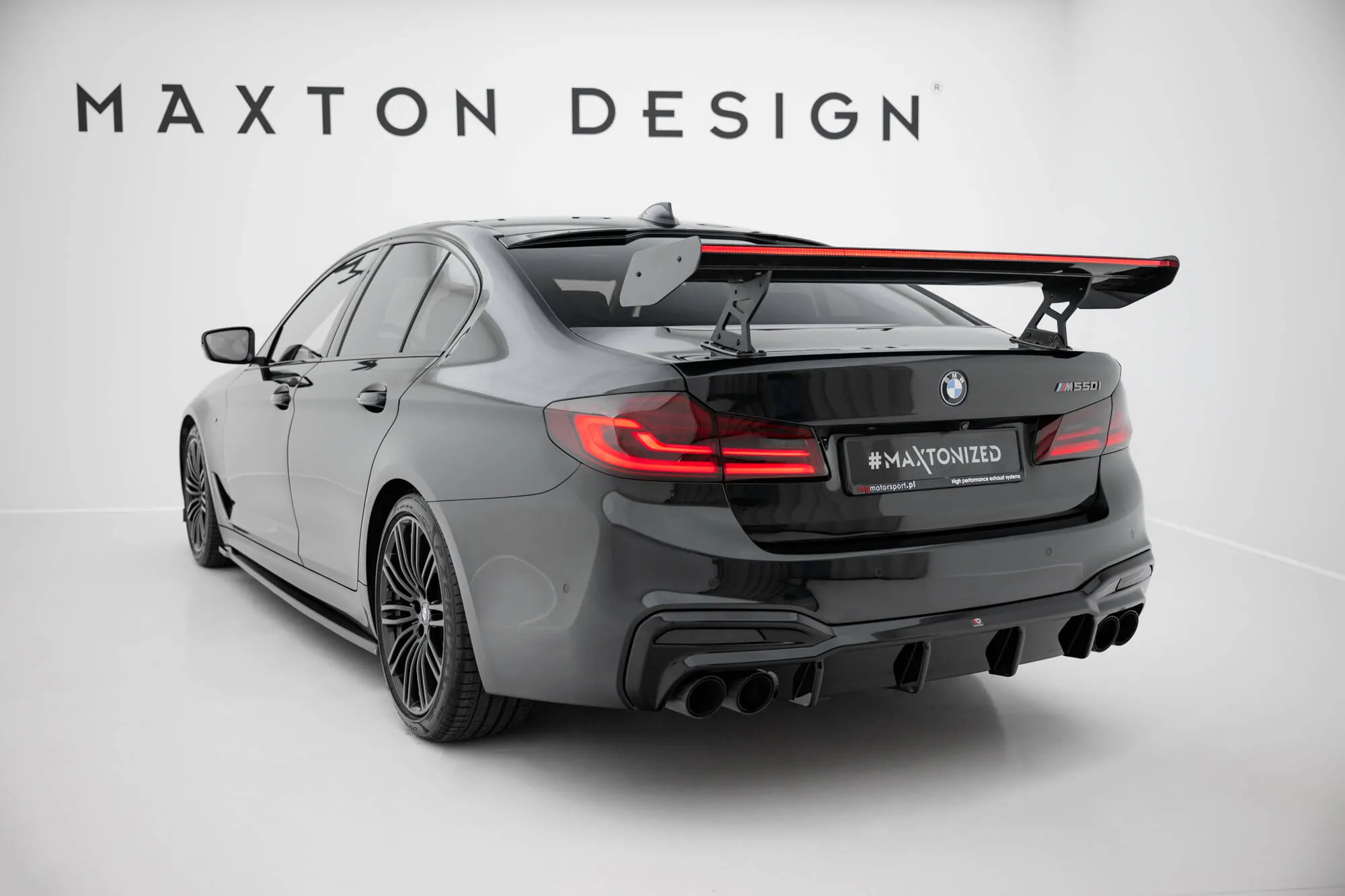 Hekkspoiler med indre bøyler med LED BMW 5 / M5 (G30/F90) | Carbon Fiber Edition – bilde 4