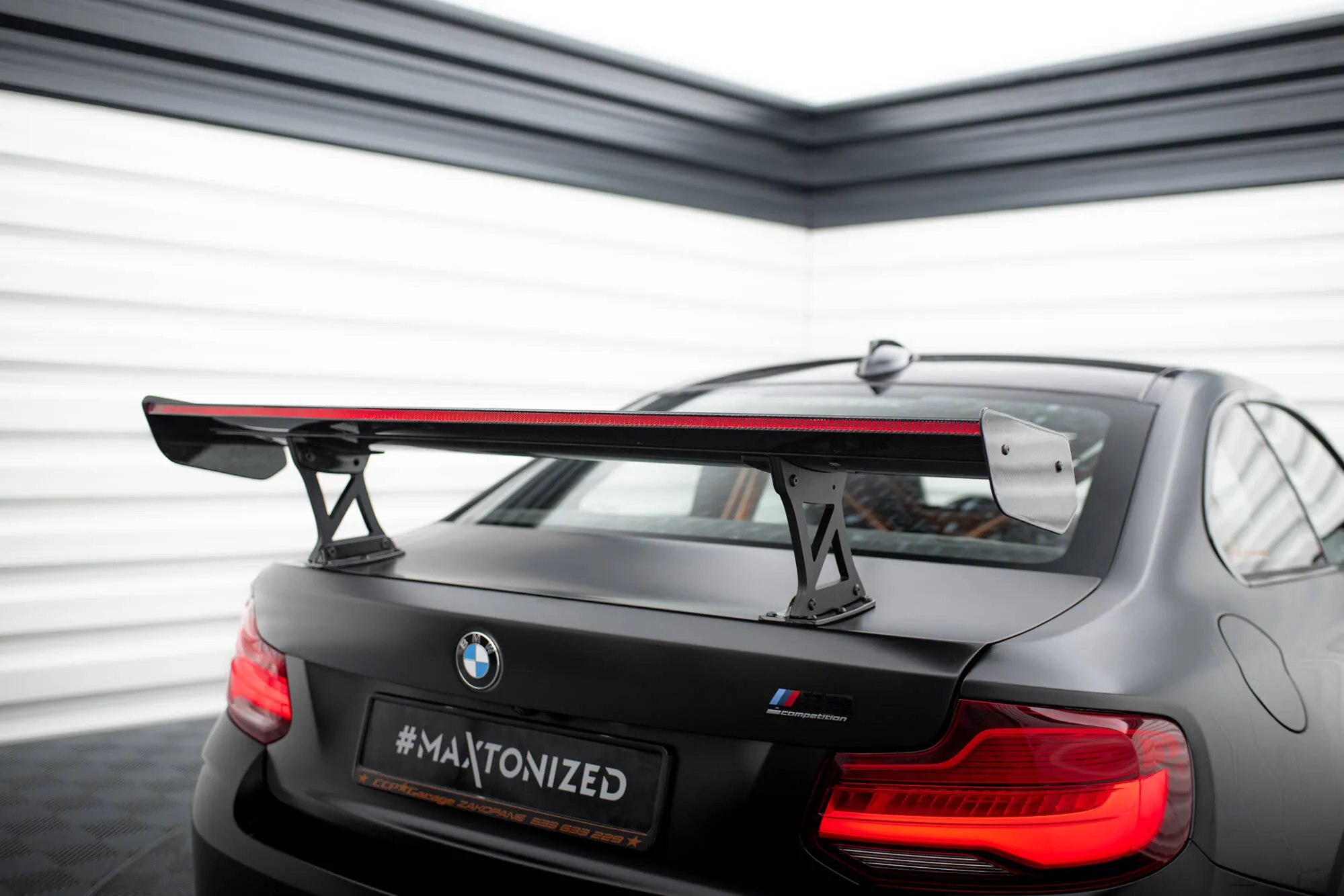 Hekkspoiler med indre bøyler med LED BMW M2 (F87) 2015-2022 | Carbon Fiber Edition – bilde 11