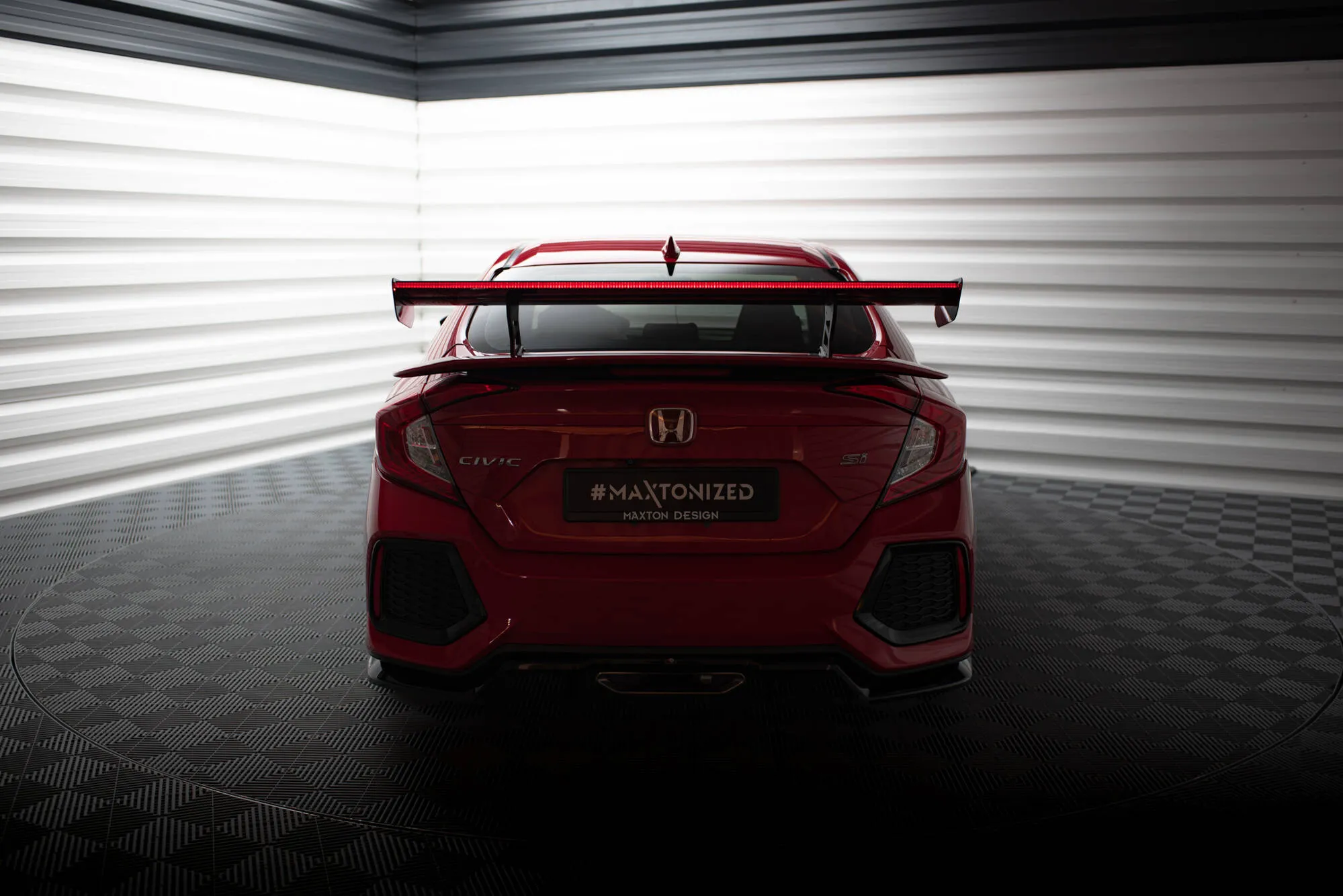 Hekkspoiler med indre bøyler med LED Honda Civic (Mk10) 2016-2023 | Carbon Fiber Edition – bilde 2