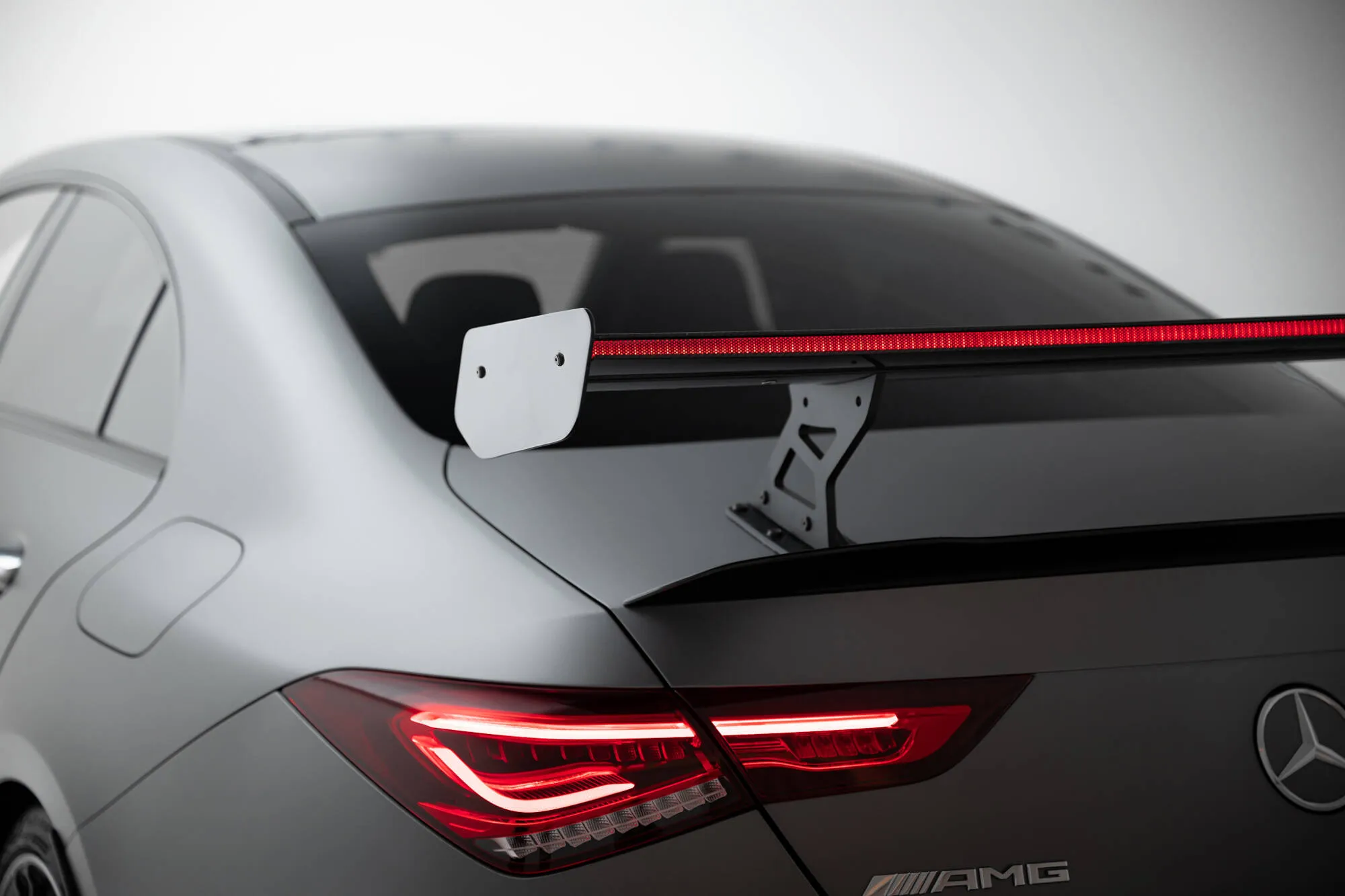 Hekkspoiler med indre bøyler med LED Mercedes-Benz Cla (C118) 2019 - 2025 | Carbon Fiber Edition – bilde 5