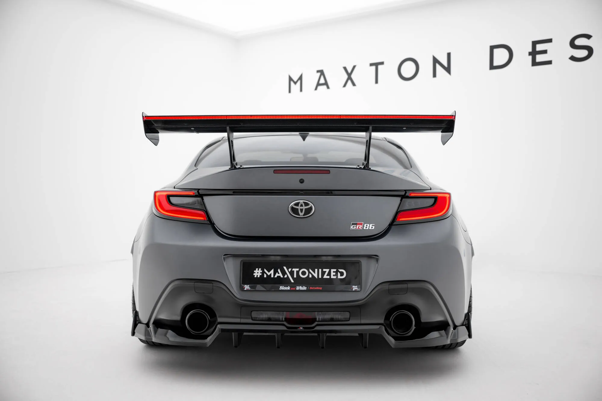 Hekkspoiler med indre bøyler med LED Toyota GR86 (Mk1) 2021-2026 | Carbon Fiber Edition – bilde 7