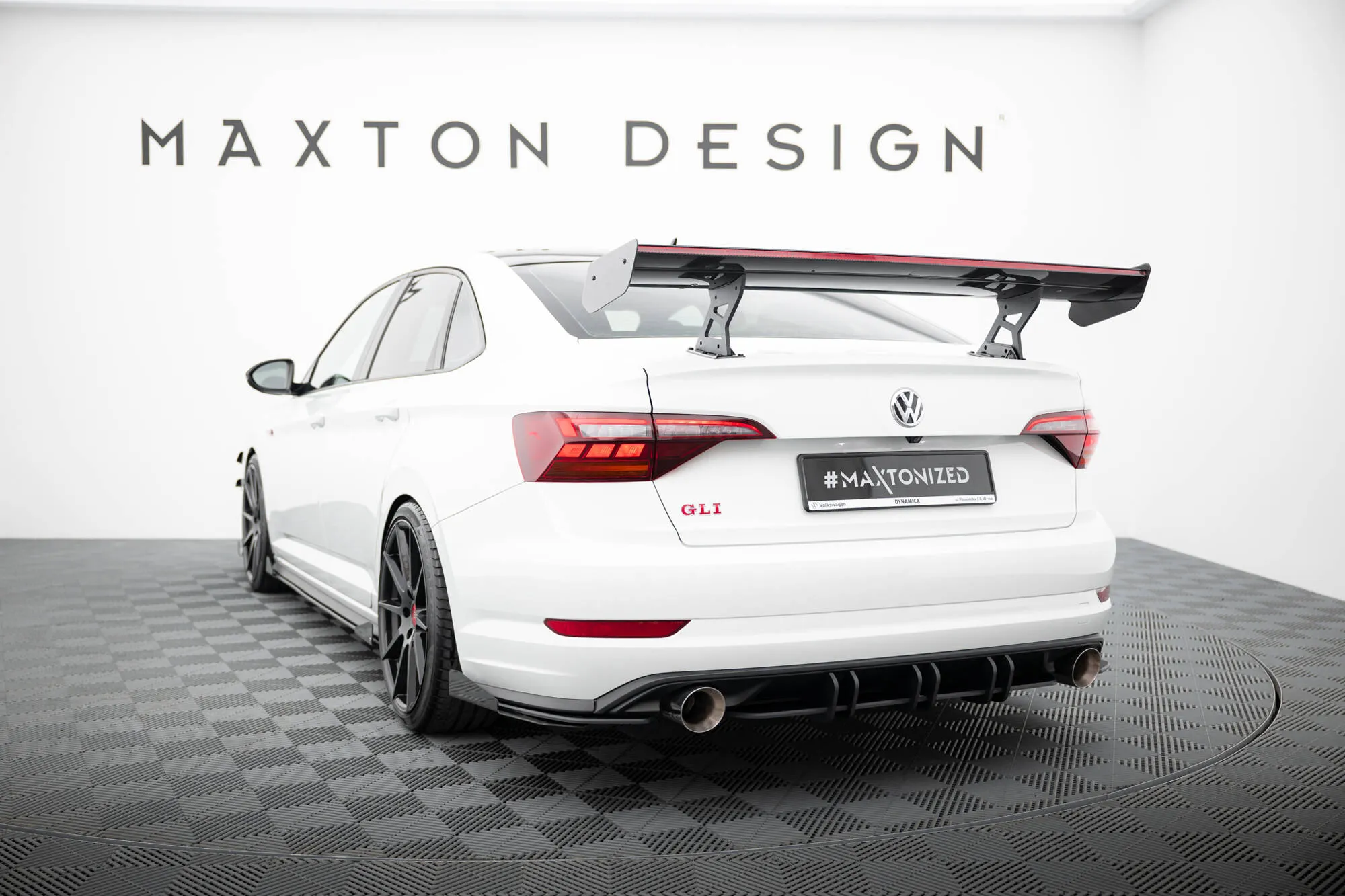 Hekkspoiler med indre bøyler med LED Volkswagen Jetta (VII) 2018 - 2021 | Carbon Fiber Edition – bilde 6
