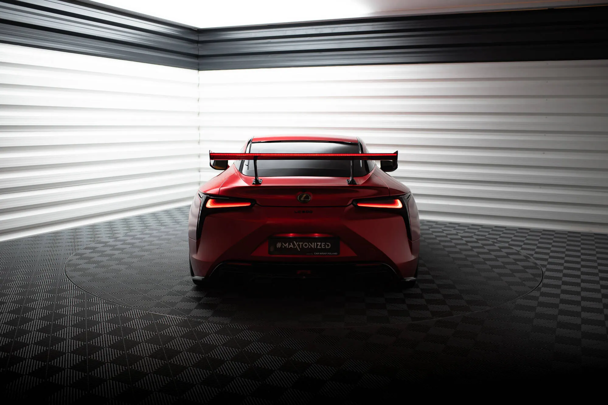 Hekkspoiler med LED Lexus LC 2017-2026 | Carbon Fiber Edition – bilde 2