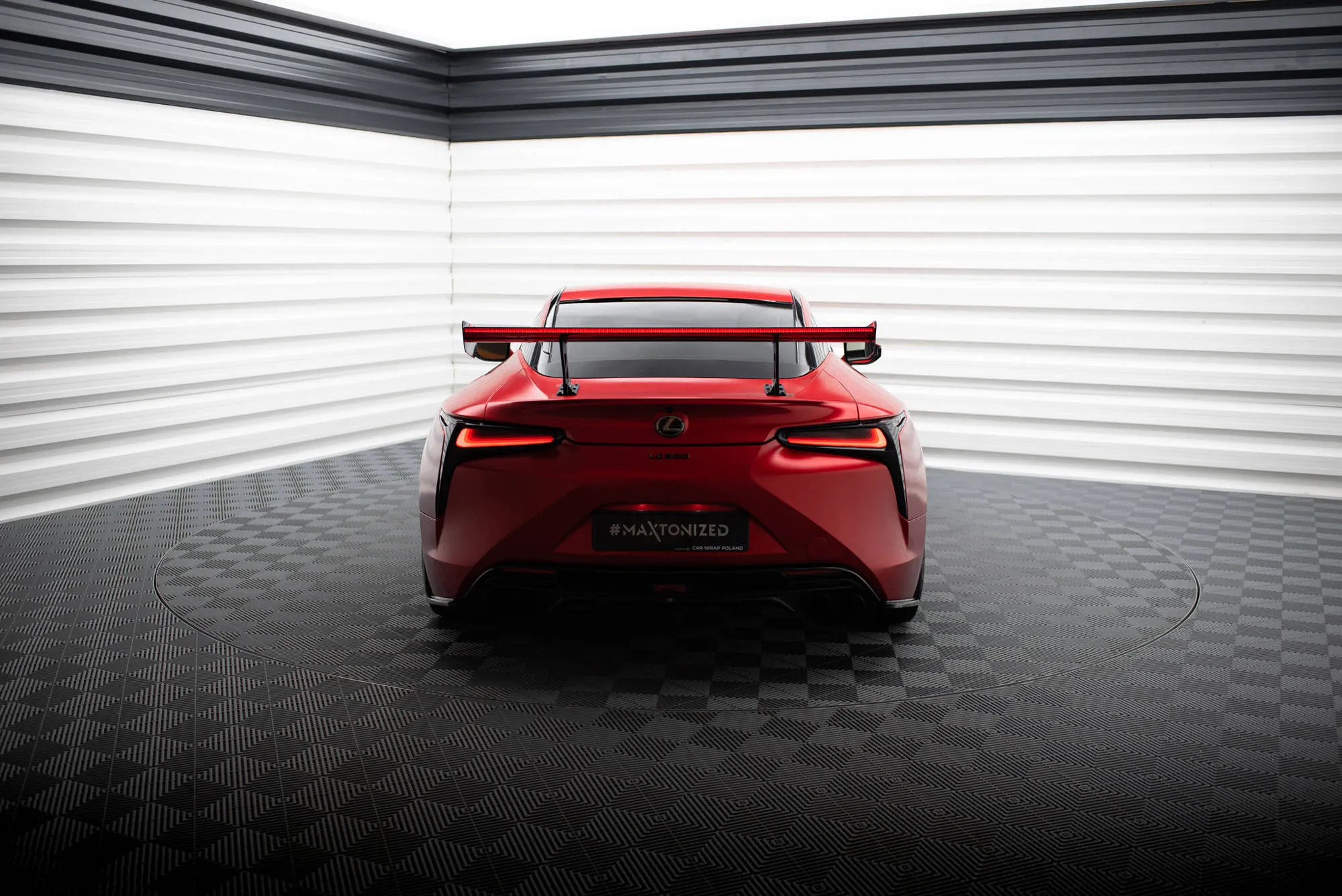 Hekkspoiler med LED Lexus LC 2017-2026 | Carbon Fiber Edition – bilde 5