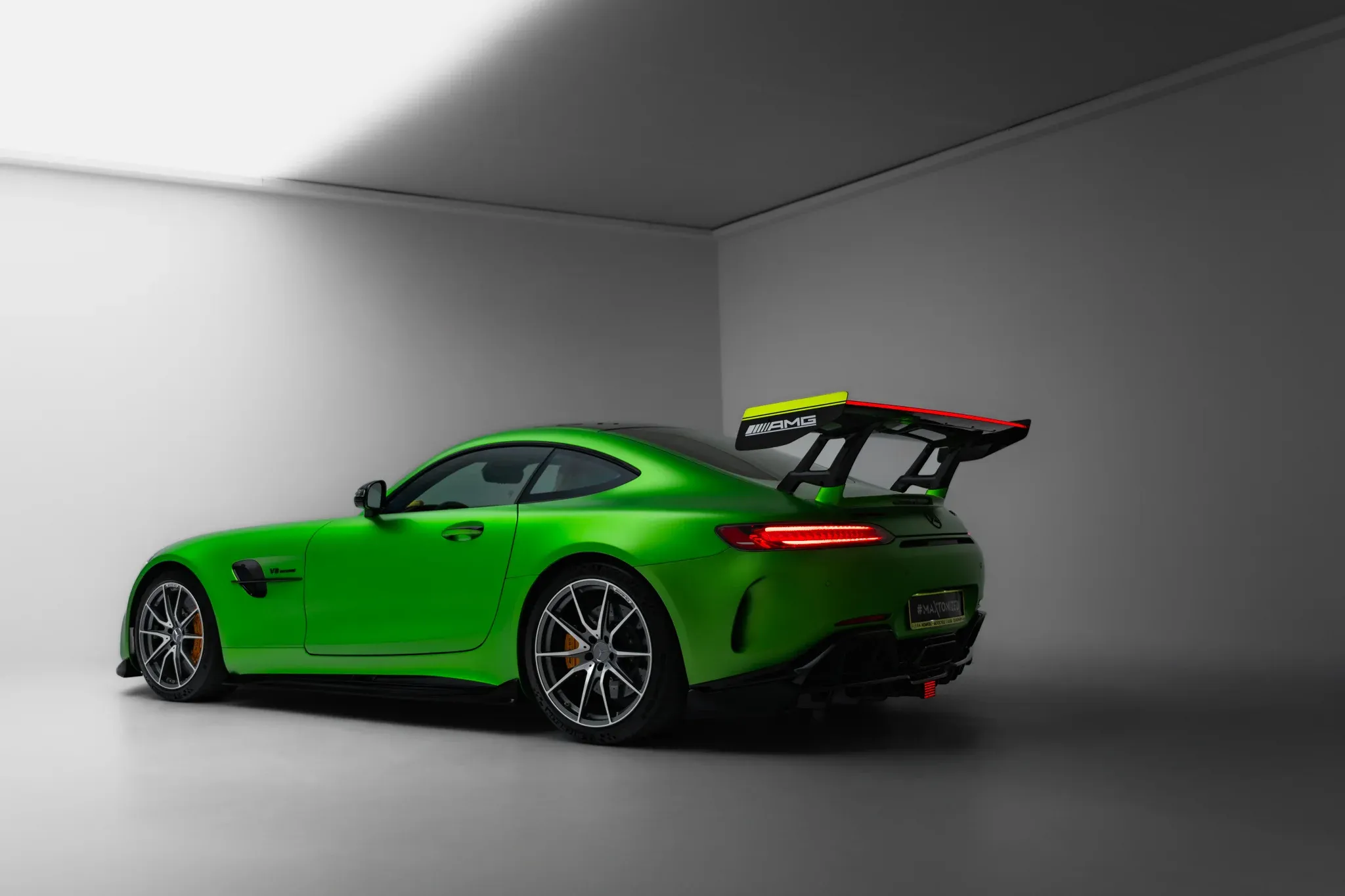 Hekkspoiler med LED Mercedes-Benz AMG GT (C190) 2014-2023 | Carbon Fiber Edition – bilde 4