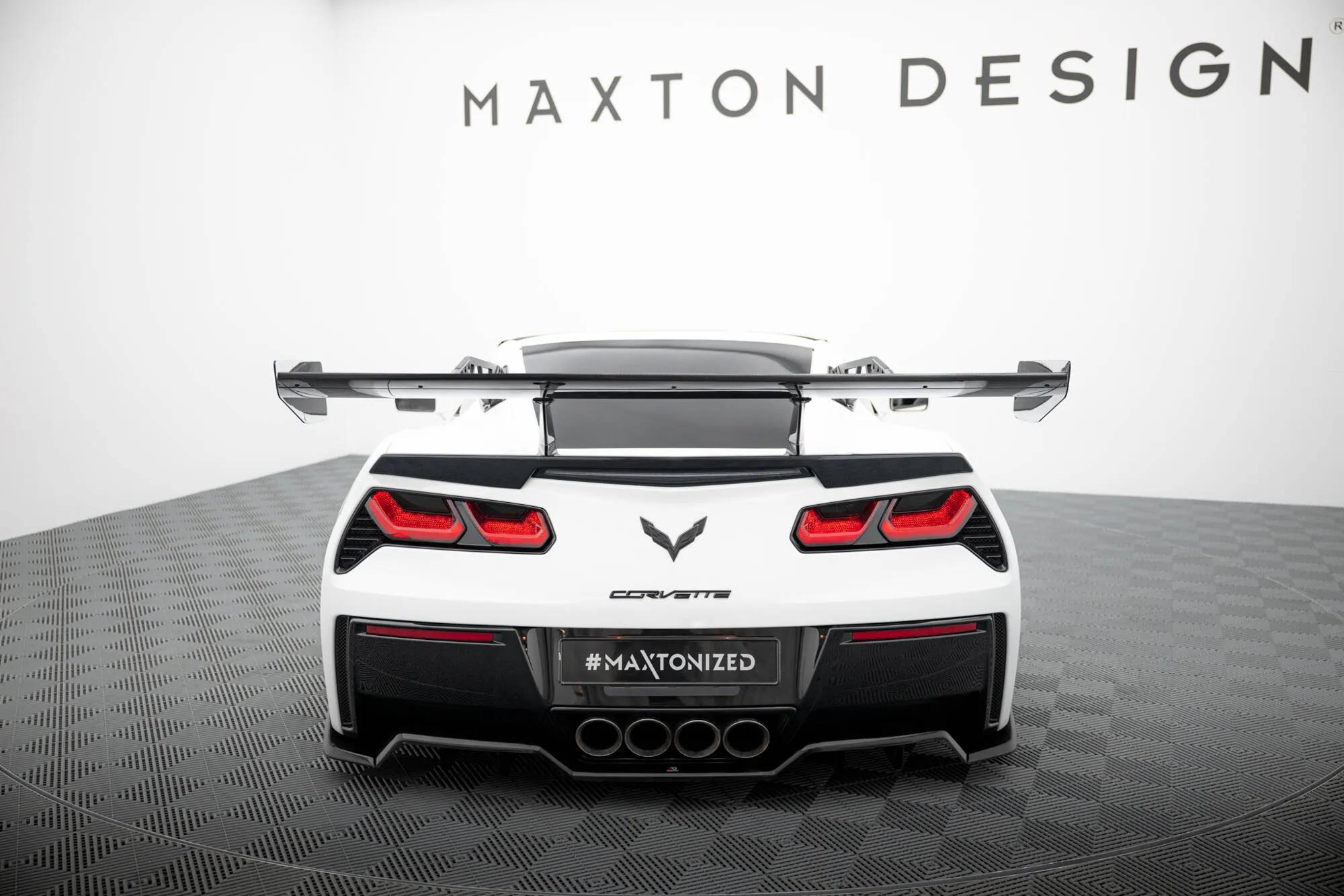 Hekkspoiler med svanehals Chevrolet Corvette (C7) 2013-2019 | Carbon Fiber Edition