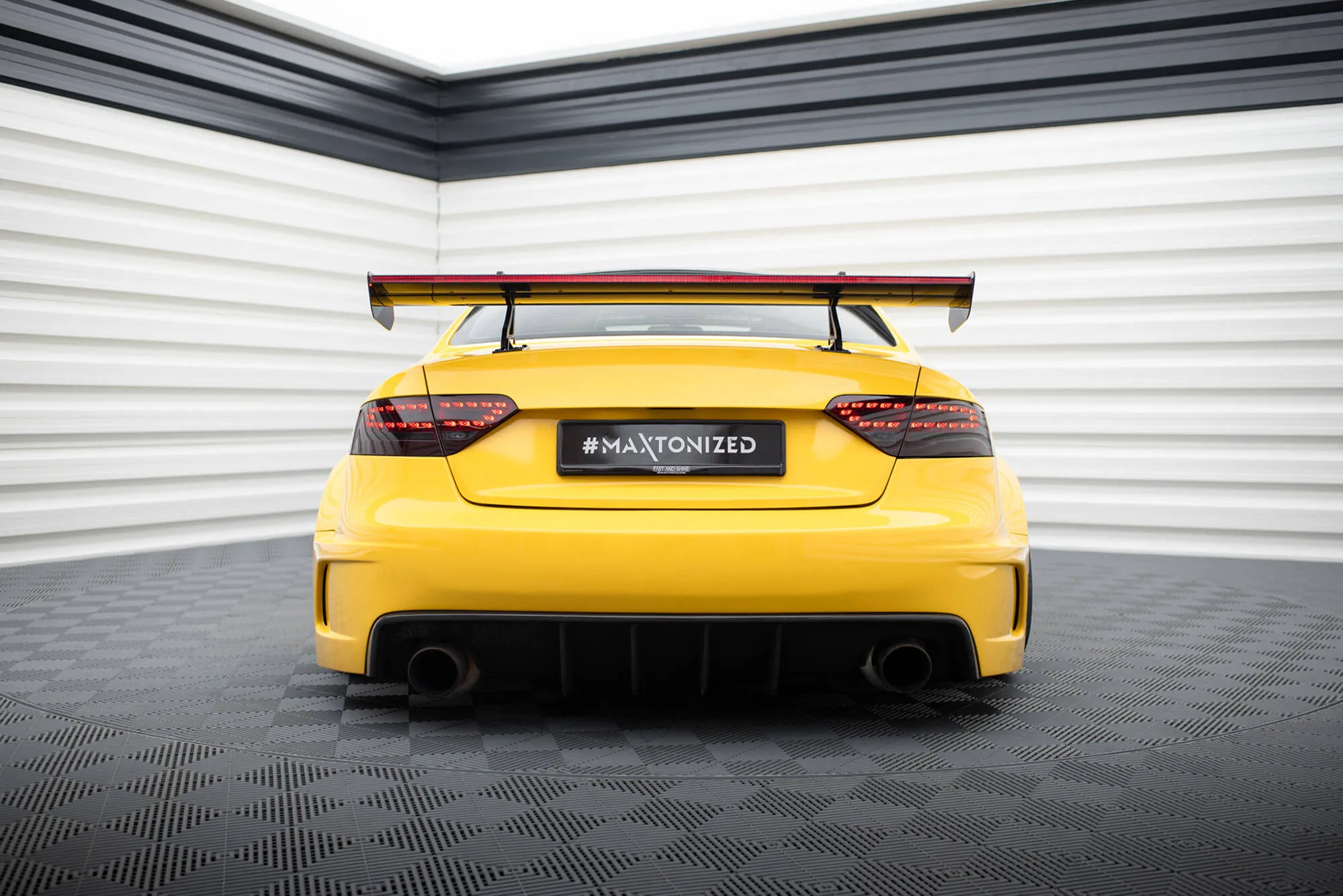 Hekkspoiler med svanehals med LED Audi A5 (A5) 2007-2016 | Carbon Fiber Edition – bilde 14