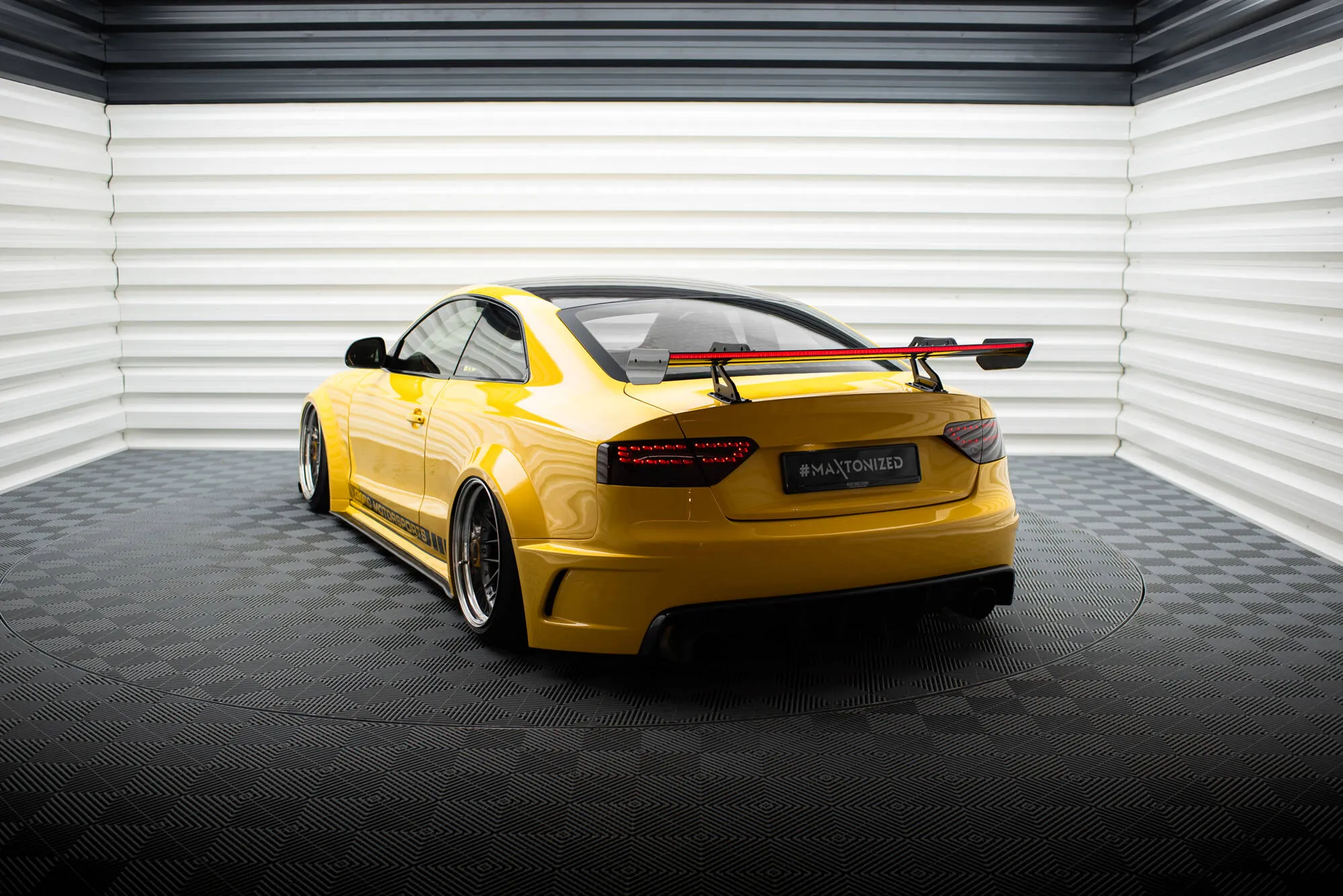 Hekkspoiler med svanehals med LED Audi A5 (A5) 2007-2016 | Carbon Fiber Edition – bilde 16
