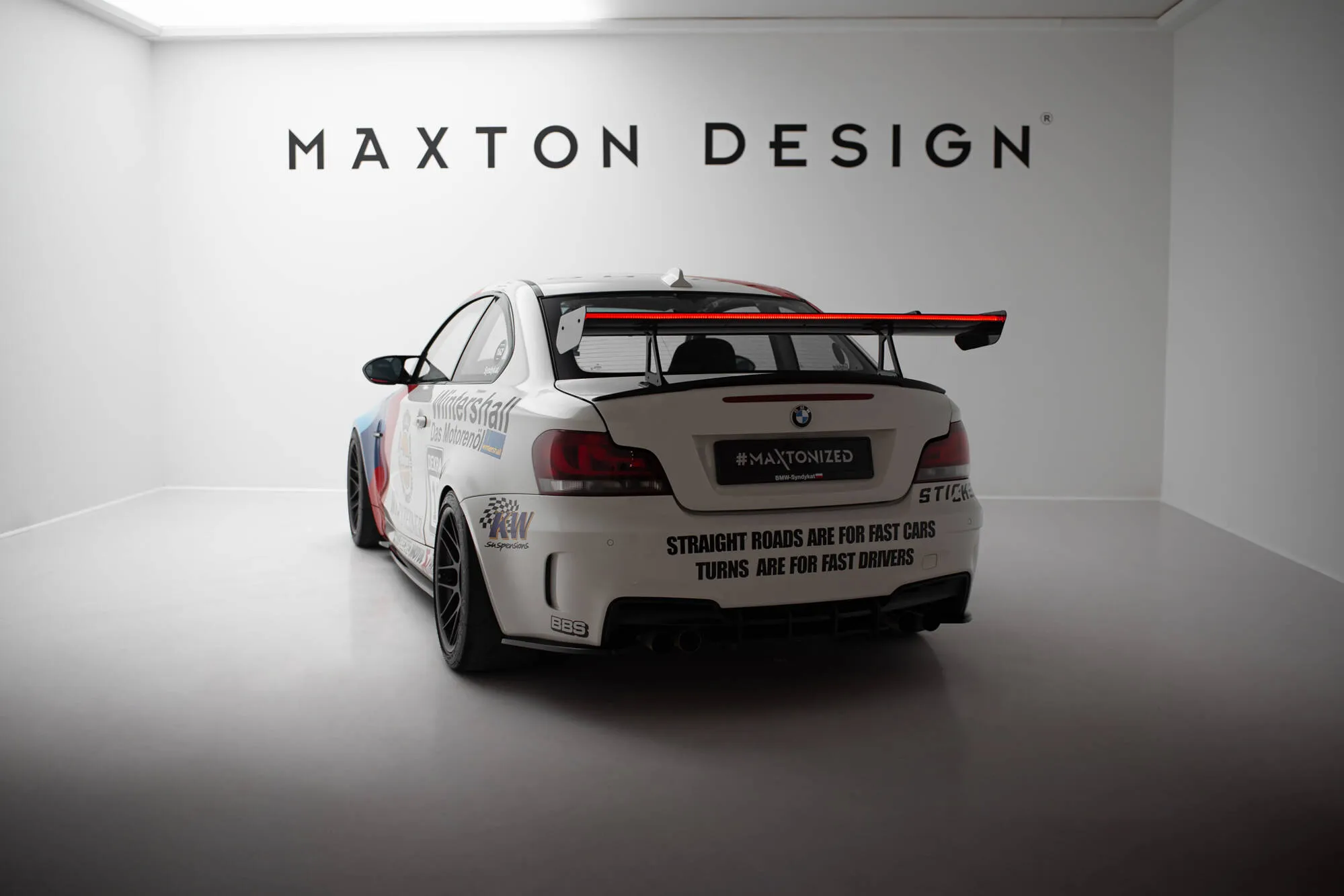 Hekkspoiler med svanehals med LED BMW 1 (E81) 2007 - 2012 | Carbon Fiber Edition – bilde 3