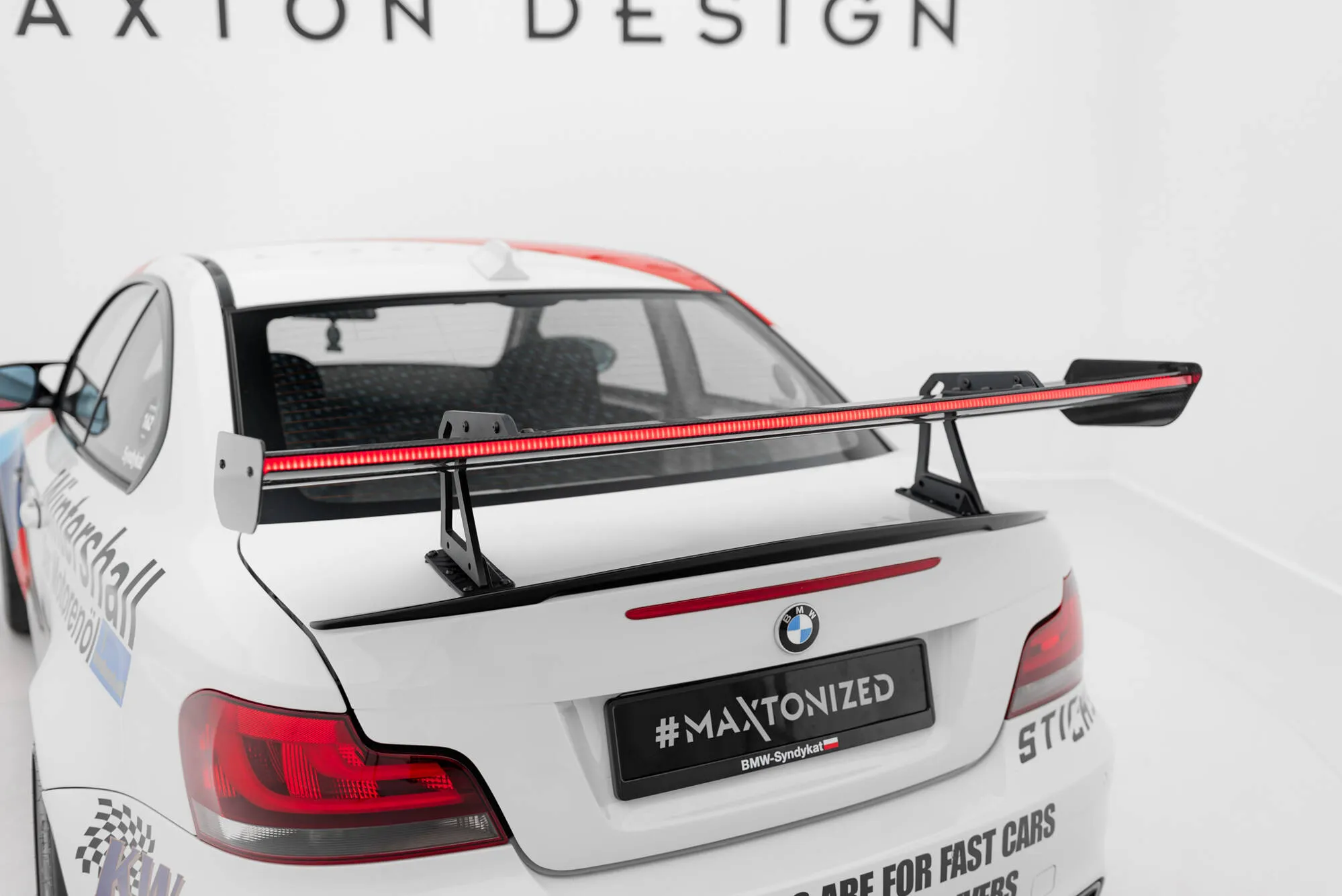 Hekkspoiler med svanehals med LED BMW 1 (E81) 2007 - 2012 | Carbon Fiber Edition – bilde 7