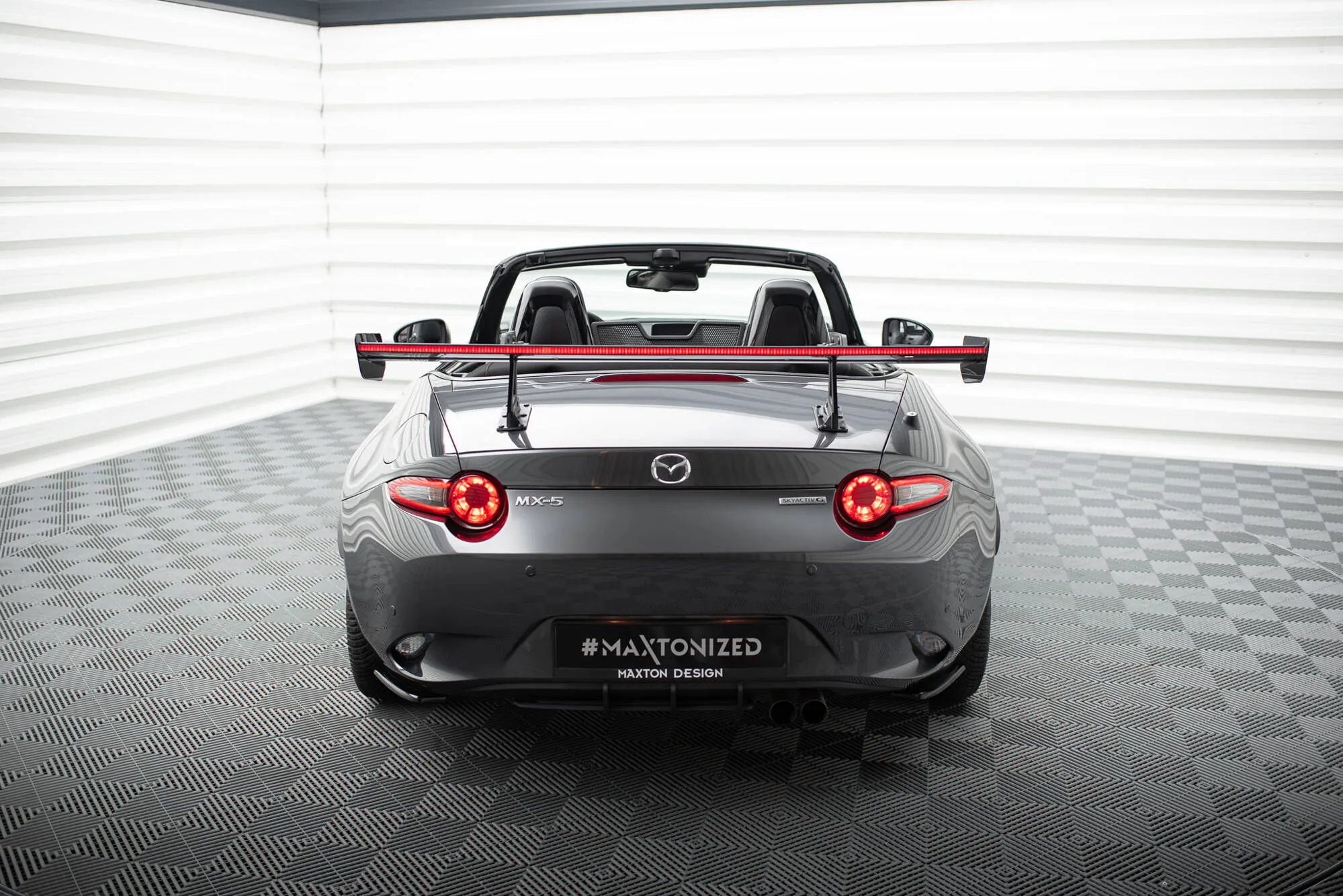 Hekkspoiler med svanehals med LED Mazda MX-5 (Mk4) 2015-2026 | Carbon Fiber Edition – bilde 11