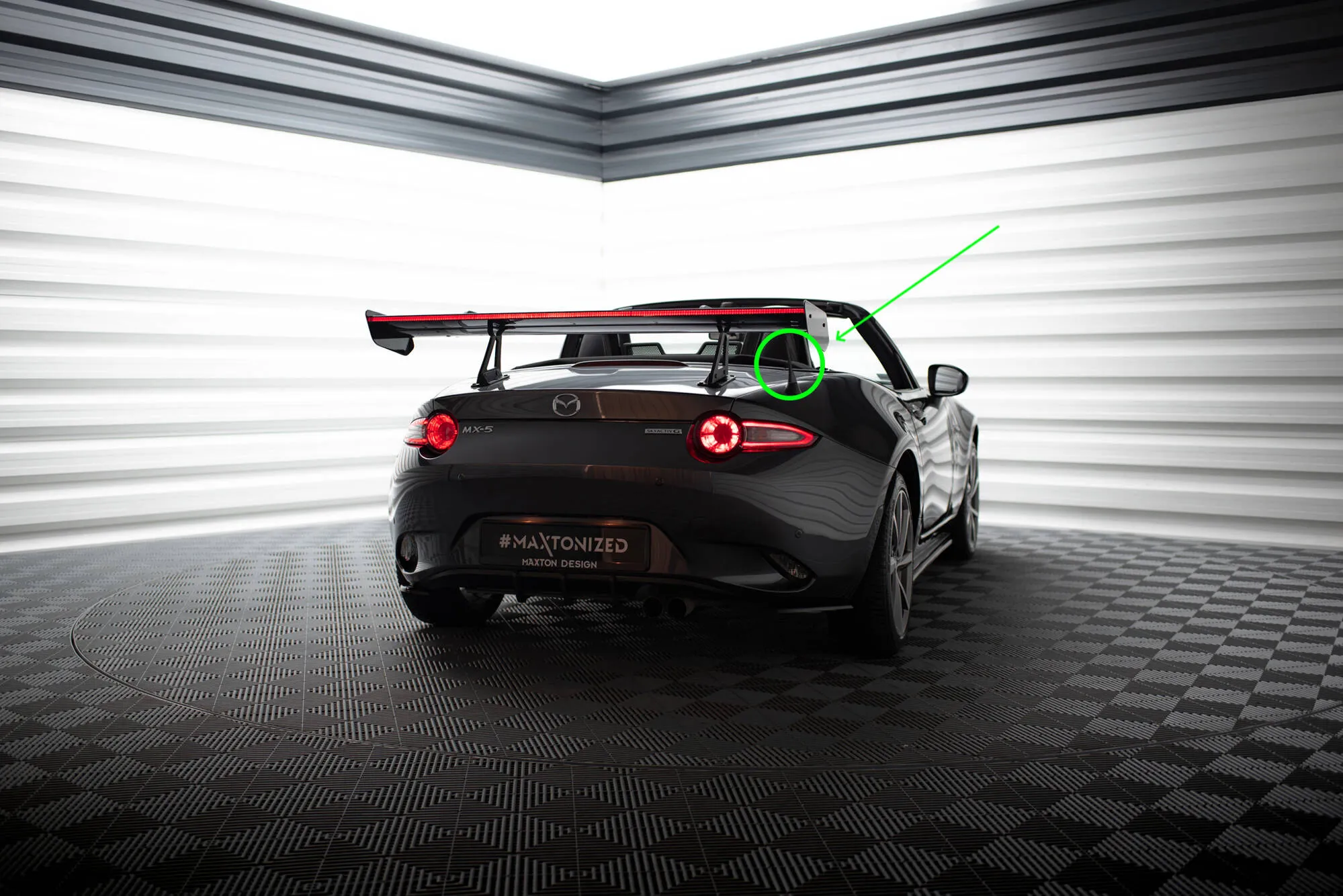 Hekkspoiler med svanehals med LED Mazda MX-5 (Mk4) 2015-2026 | Carbon Fiber Edition – bilde 7