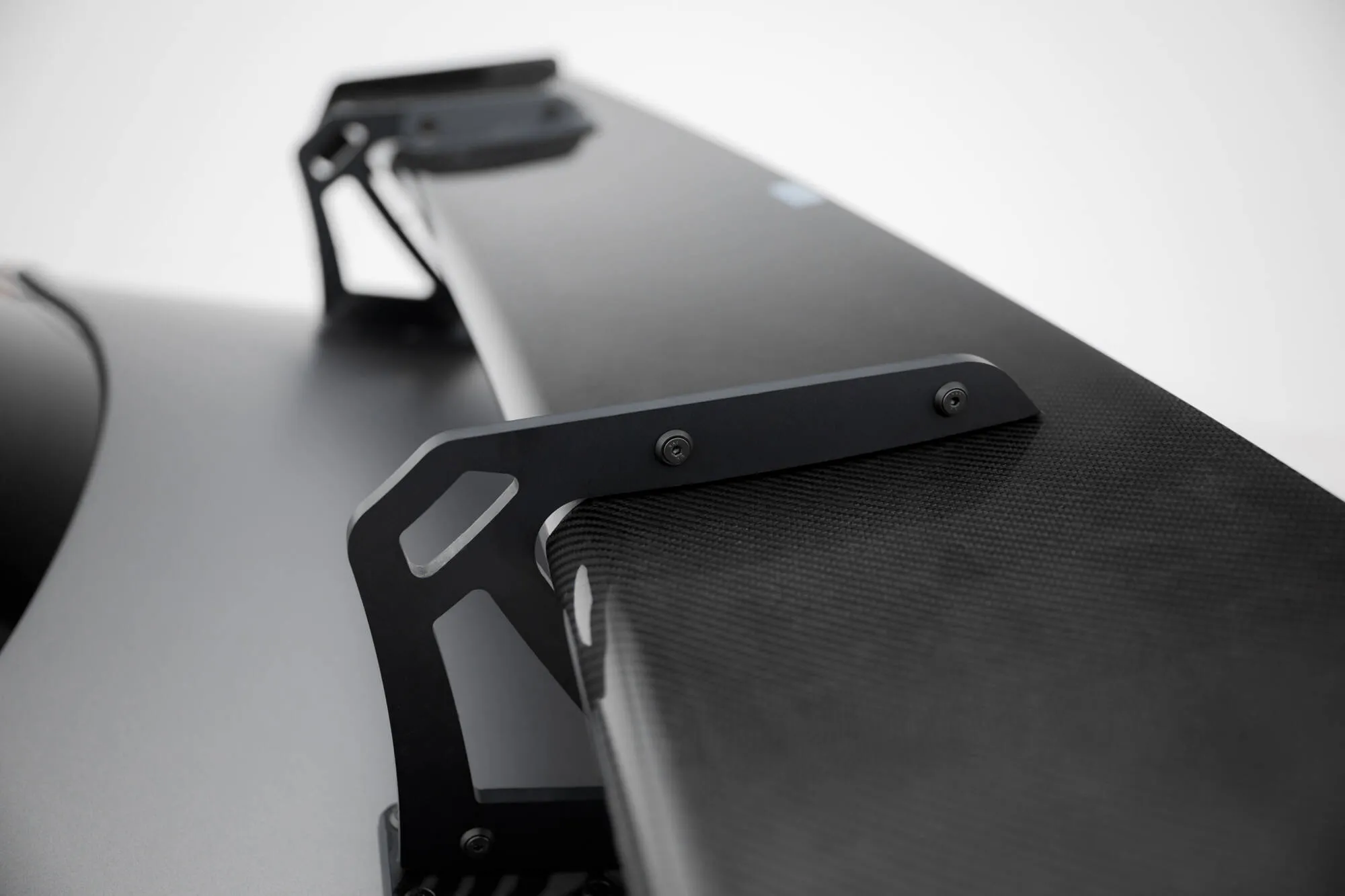 Hekkspoiler med svanehals Mercedes-Benz Cla (C118) 2019 - 2025 | Carbon Fiber Edition – bilde 4