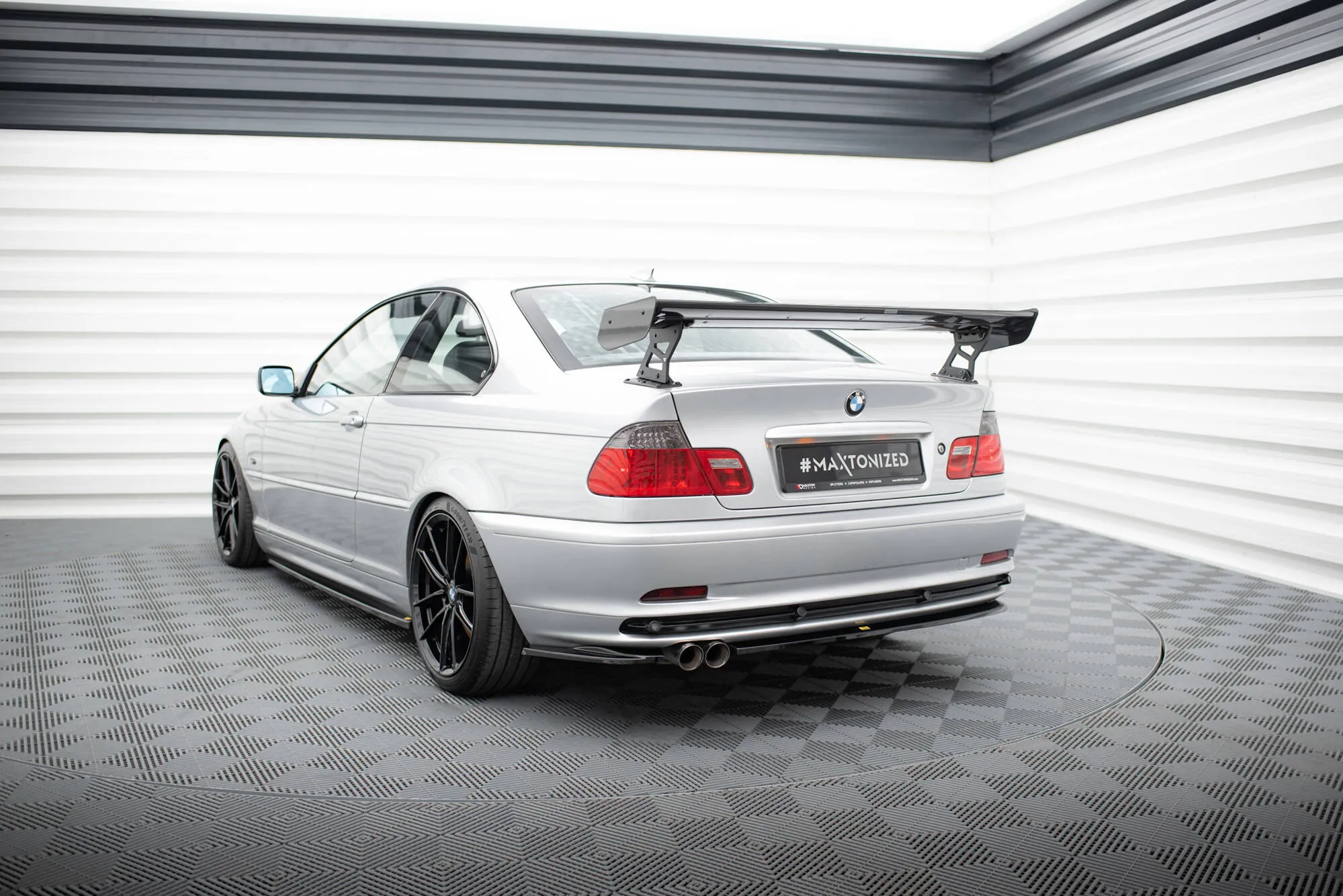 Hekkspoiler med ytre bøyler BMW 3 (E46) 1998 - 2005 | Carbon Fiber Edition – bilde 3