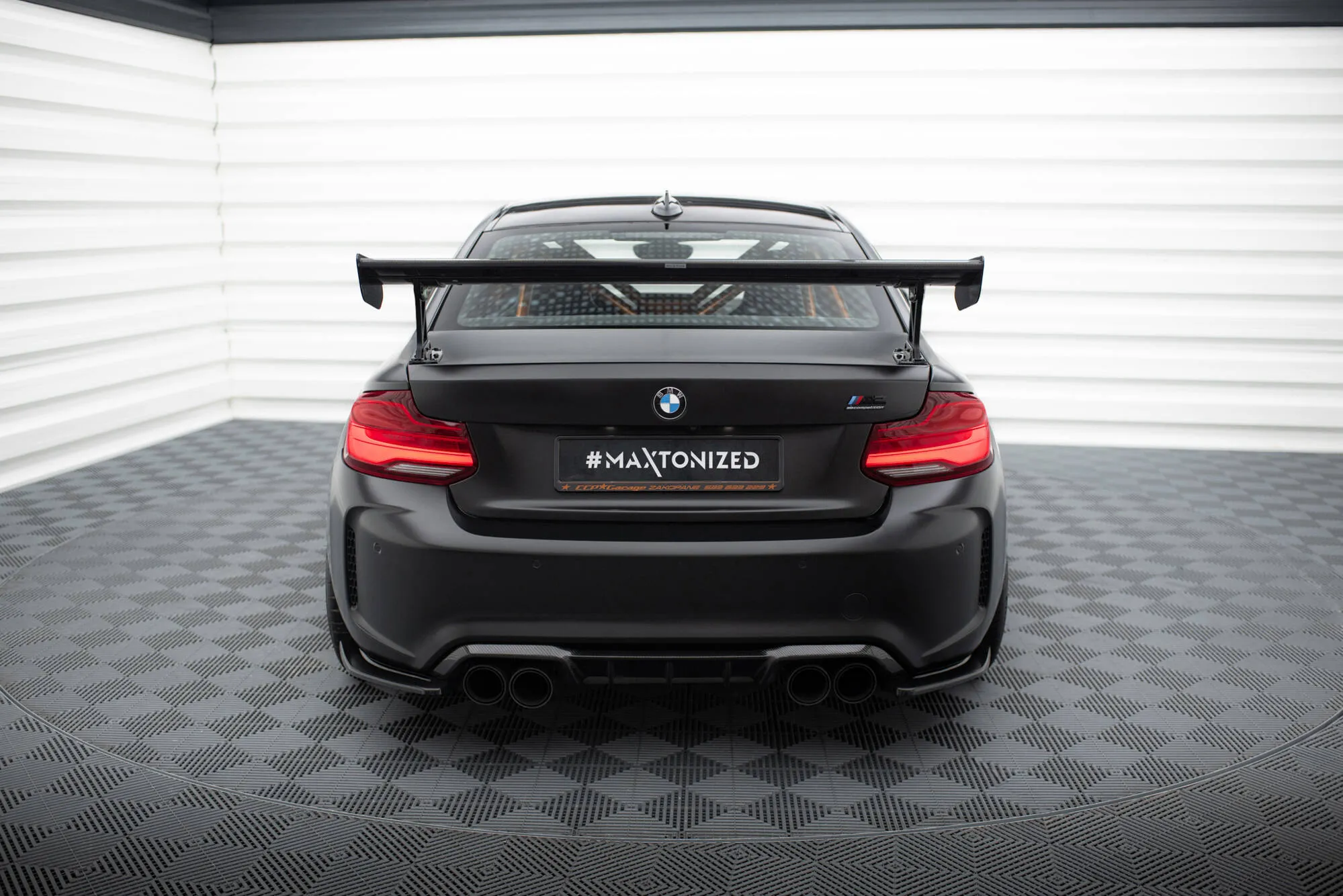 Hekkspoiler med ytre bøyler BMW M2 (F87) 2015-2022 | Carbon Fiber Edition