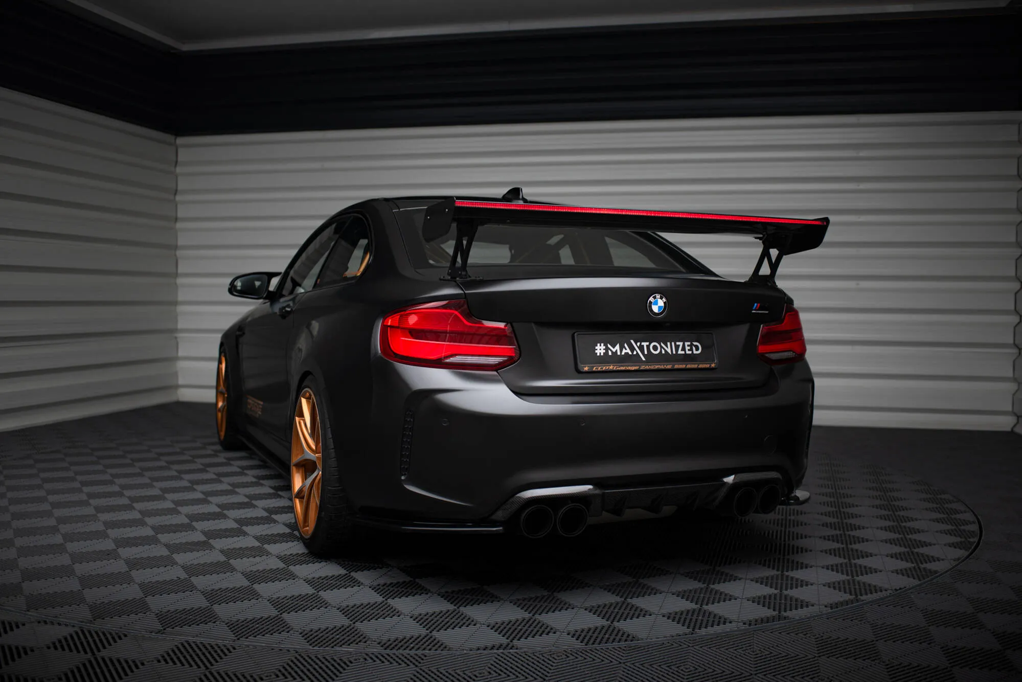 Hekkspoiler med ytre bøyler med LED BMW M2 (F87) 2015-2022 | Carbon Fiber Edition – bilde 10