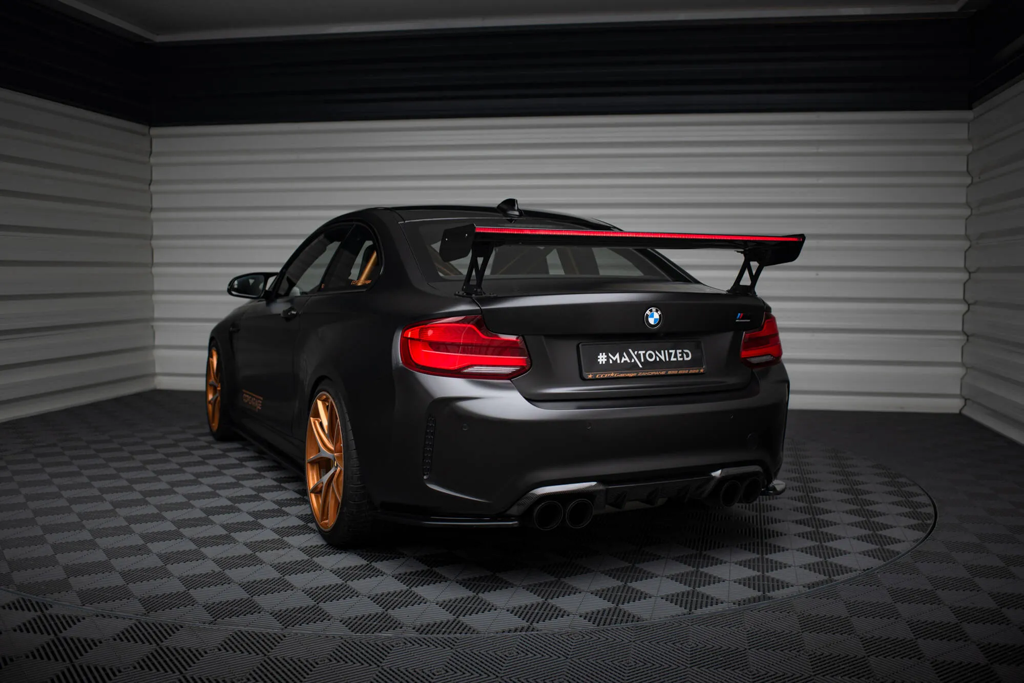 Hekkspoiler med ytre bøyler med LED BMW M2 (F87) 2015-2022 | Carbon Fiber Edition – bilde 11