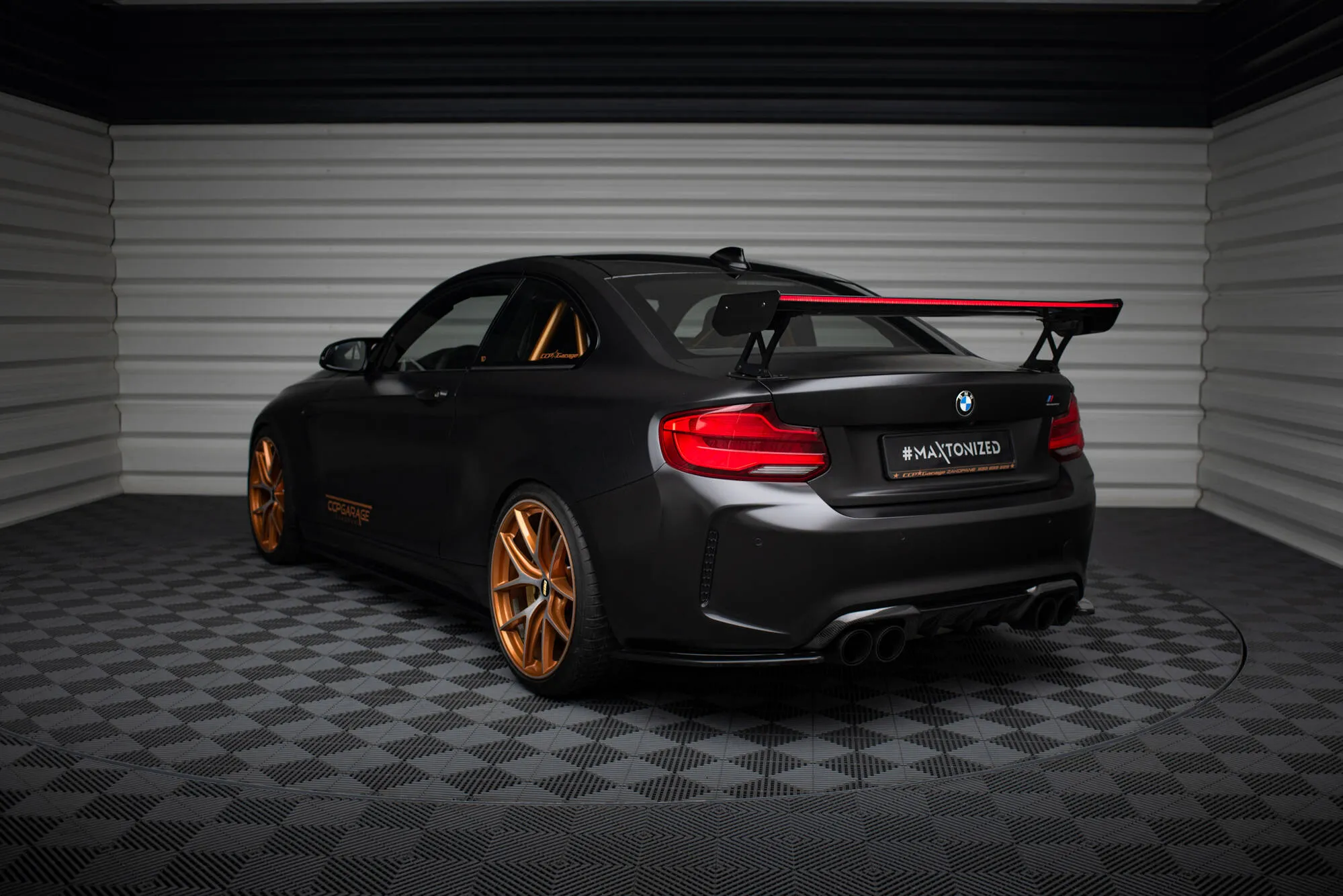 Hekkspoiler med ytre bøyler med LED BMW M2 (F87) 2015-2022 | Carbon Fiber Edition – bilde 13