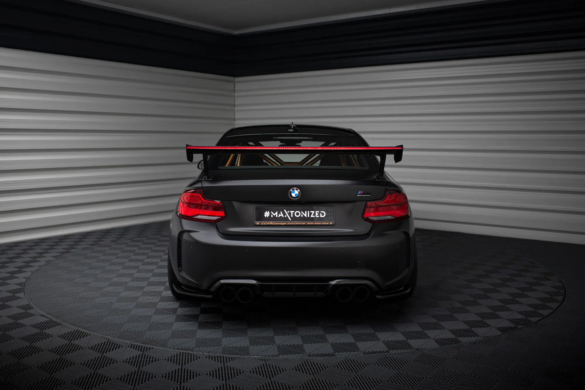 Hekkspoiler med ytre bøyler med LED BMW M2 (F87) 2015-2022 | Carbon Fiber Edition – bilde 16