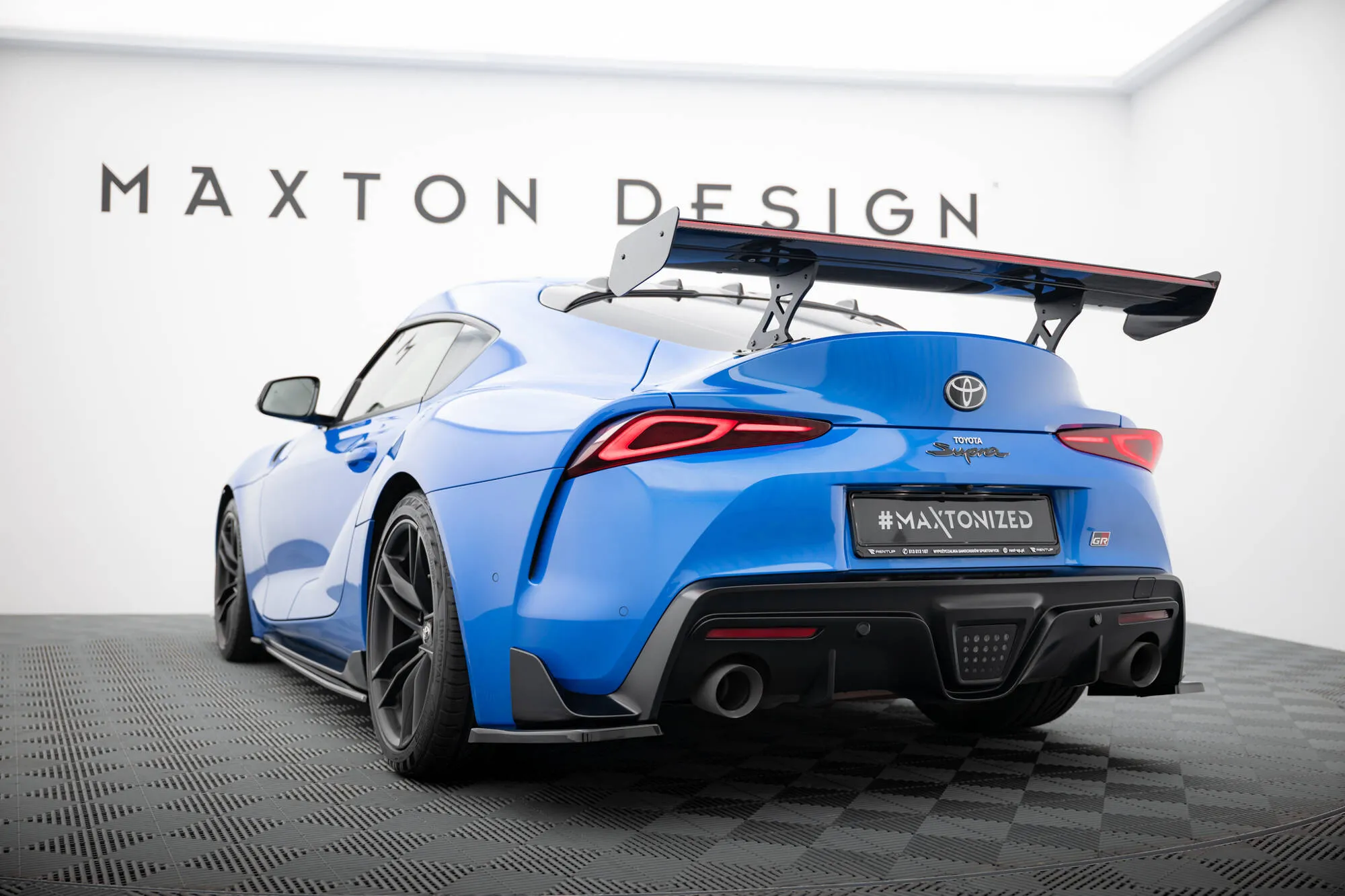 Hekkspoiler med ytre bøyler med LED Toyota Supra V 2019 -> | Carbon Fiber Edition – bilde 8