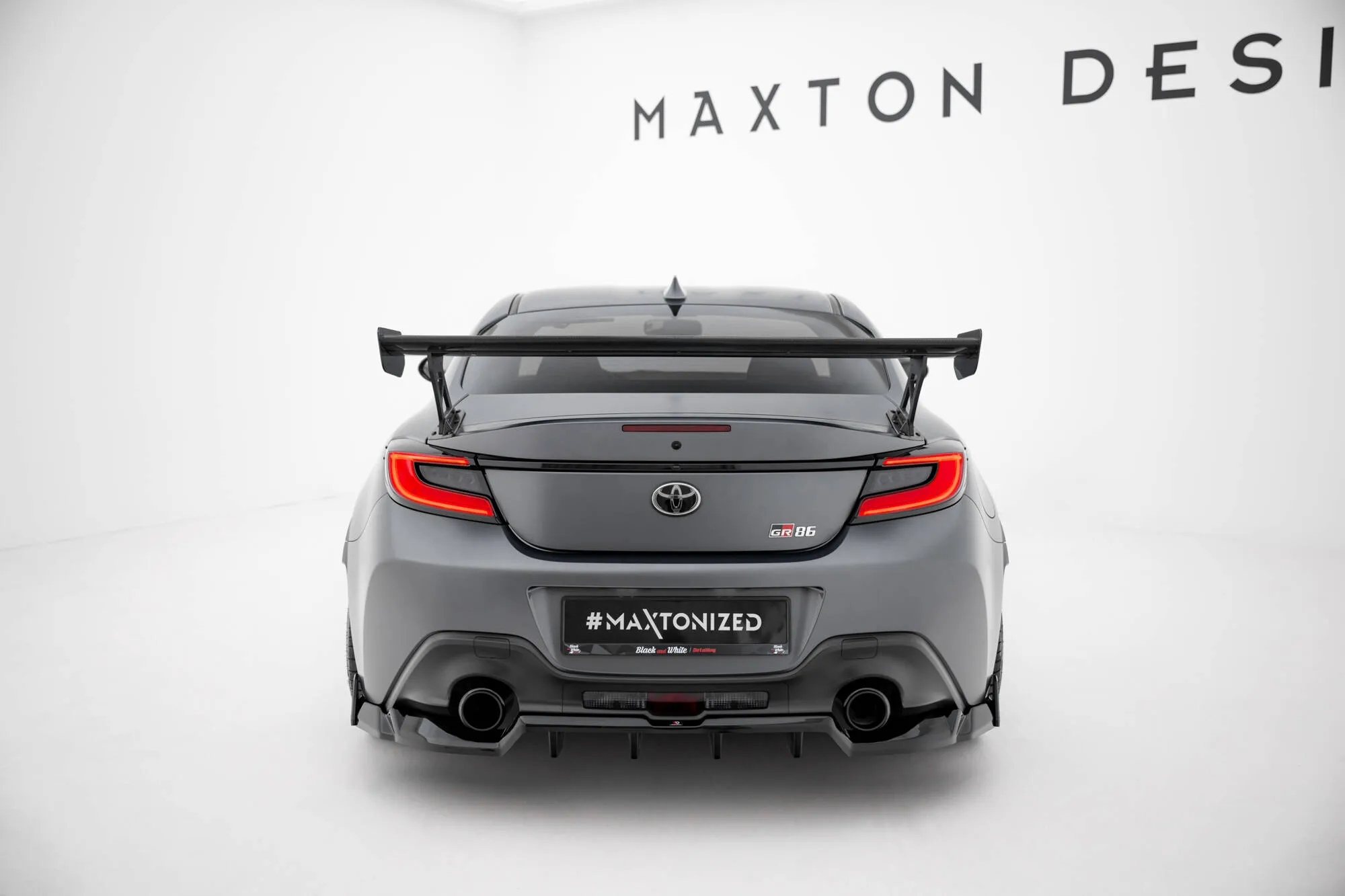 Hekkspoiler med ytre bøyler Toyota GR86 (Mk1) 2021 - 2026 | Carbon Fiber Edition
