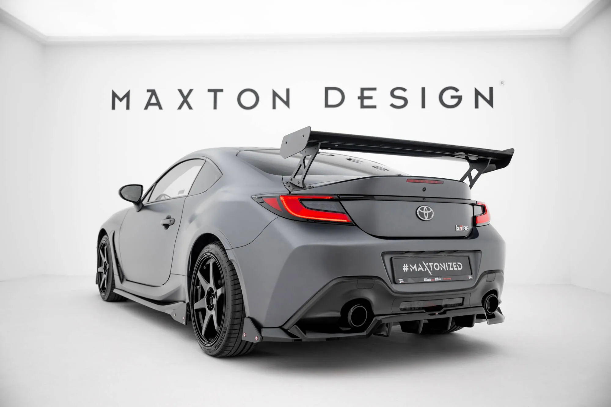 Hekkspoiler med ytre bøyler Toyota GR86 (Mk1) 2021 - 2026 | Carbon Fiber Edition – bilde 3