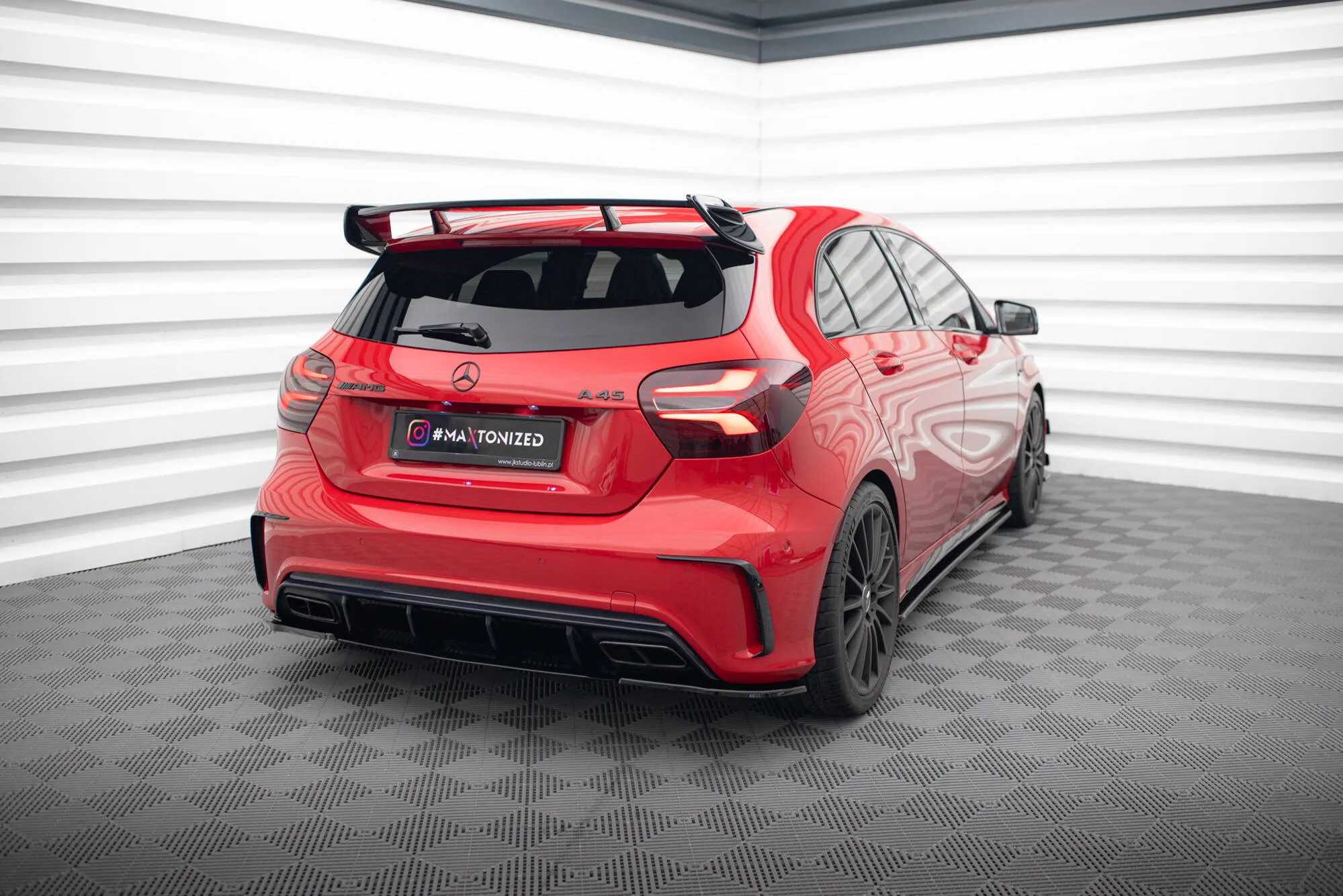 Hekkspoiler Mercedes A W176 AMG Facelift 2015-2018 | Glossy Black Edition – bilde 4