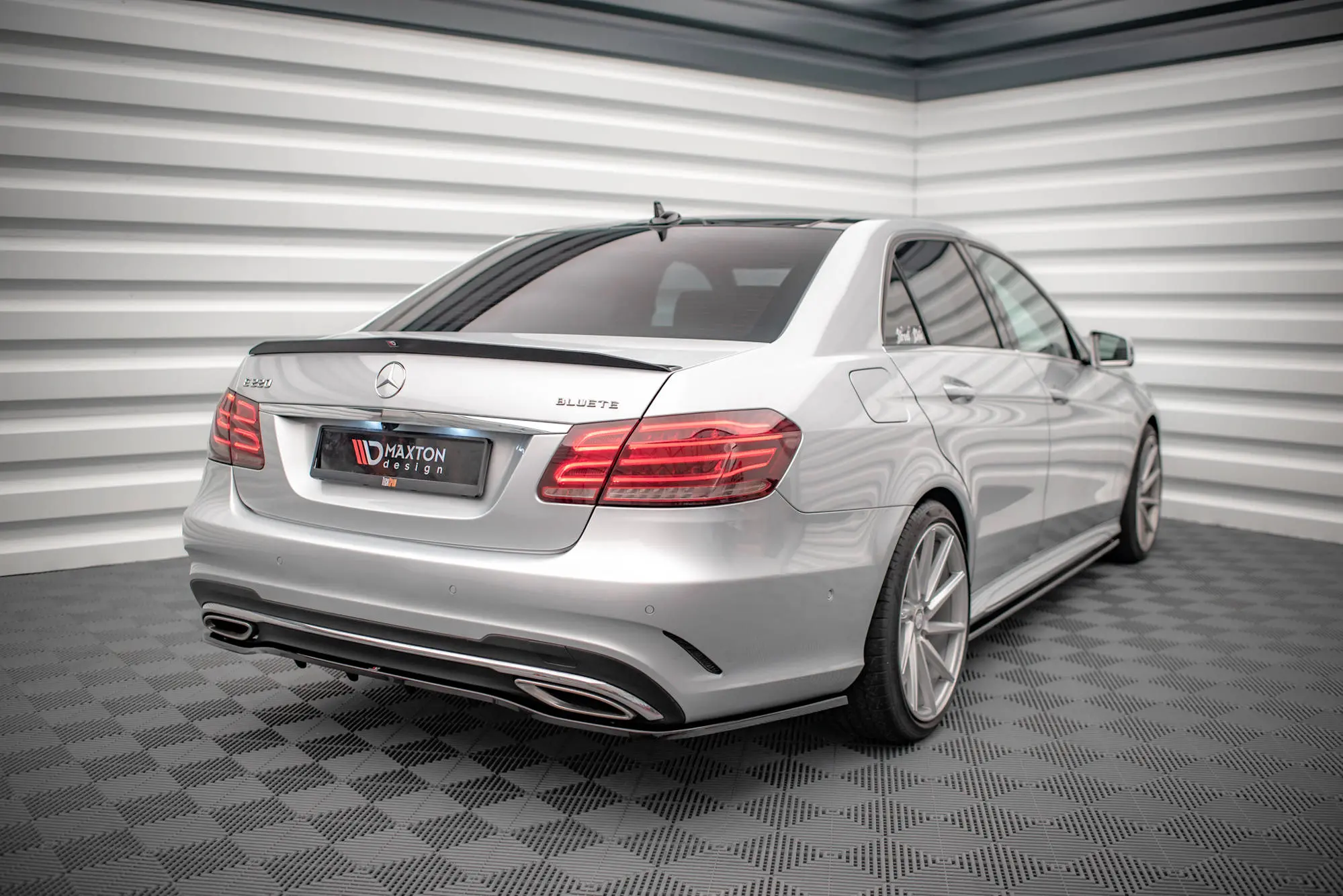 HEKKSPOILER MERCEDES-BENZ E63 AMG (W212) 2012-2016 / Mercedes-Benz E (W212) AMG-Line 2012-2016 – bilde 5