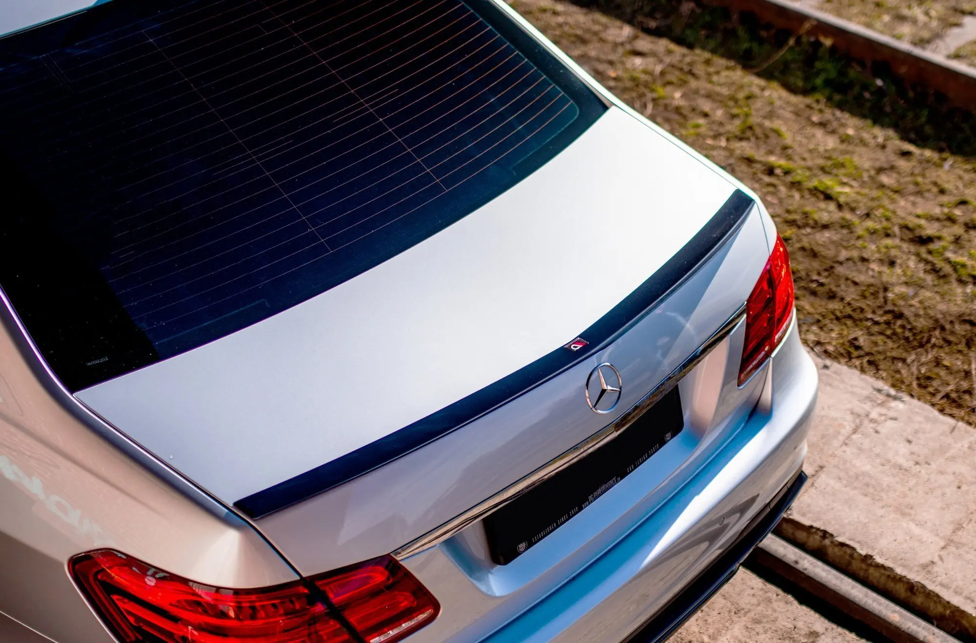 HEKKSPOILER MERCEDES-BENZ E63 AMG (W212) 2012-2016 / Mercedes-Benz E (W212) AMG-Line 2012-2016 – bilde 6
