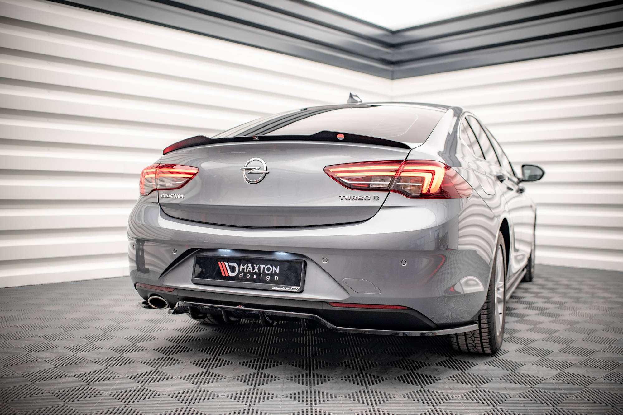 HEKKSPOILER Opel Insignia B Hatchback 2017 - 2022 – bilde 4