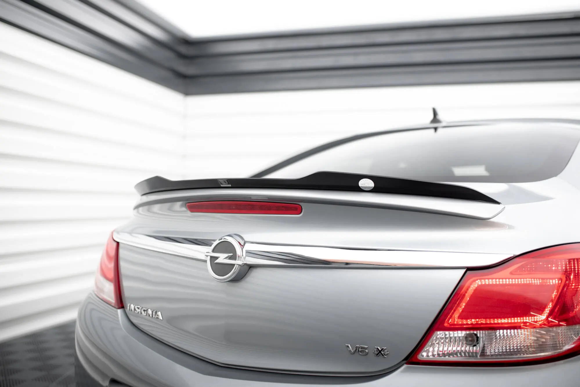 Hekkspoiler Opel Insignia mk1 OPC-Line 2008 - 2013 | Glossy Black Edition – bilde 4