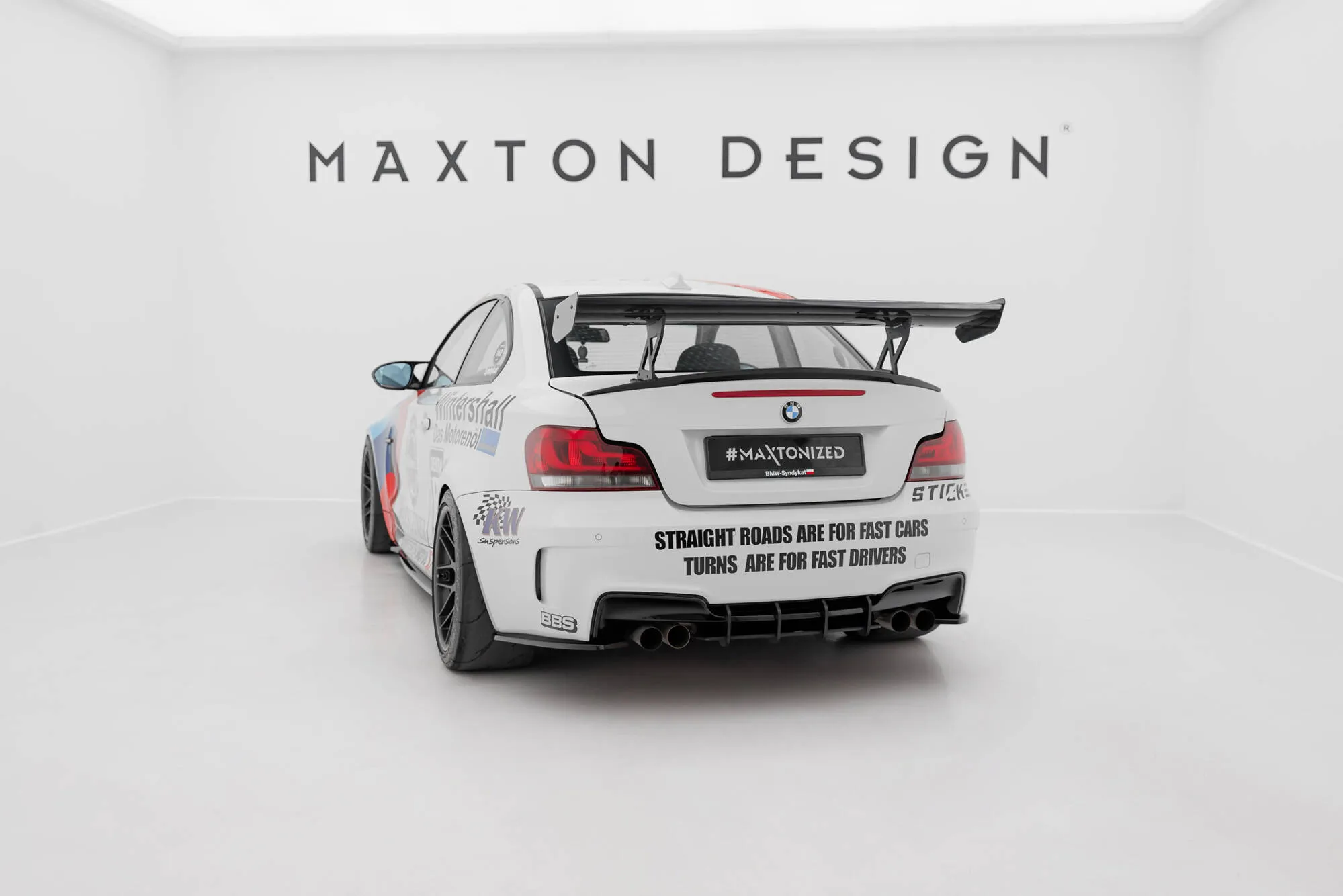 Hekkspoiler V.1 med indre bøyler BMW 1 (E81) 2007 - 2012 | Carbon Fiber Edition – bilde 3