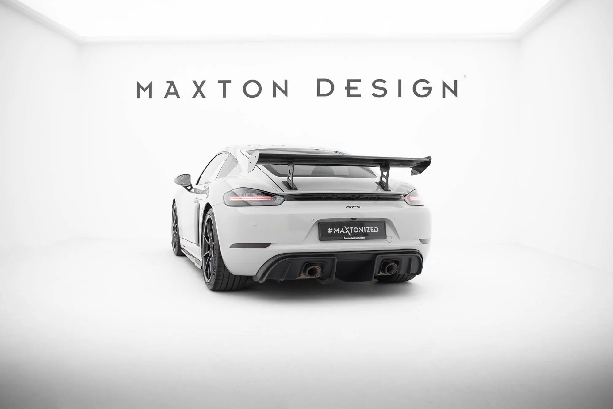 Hekkspoiler V.1 med indre bøyler Porsche Cayman 2016 - 2026 | Carbon Fiber Edition – bilde 2