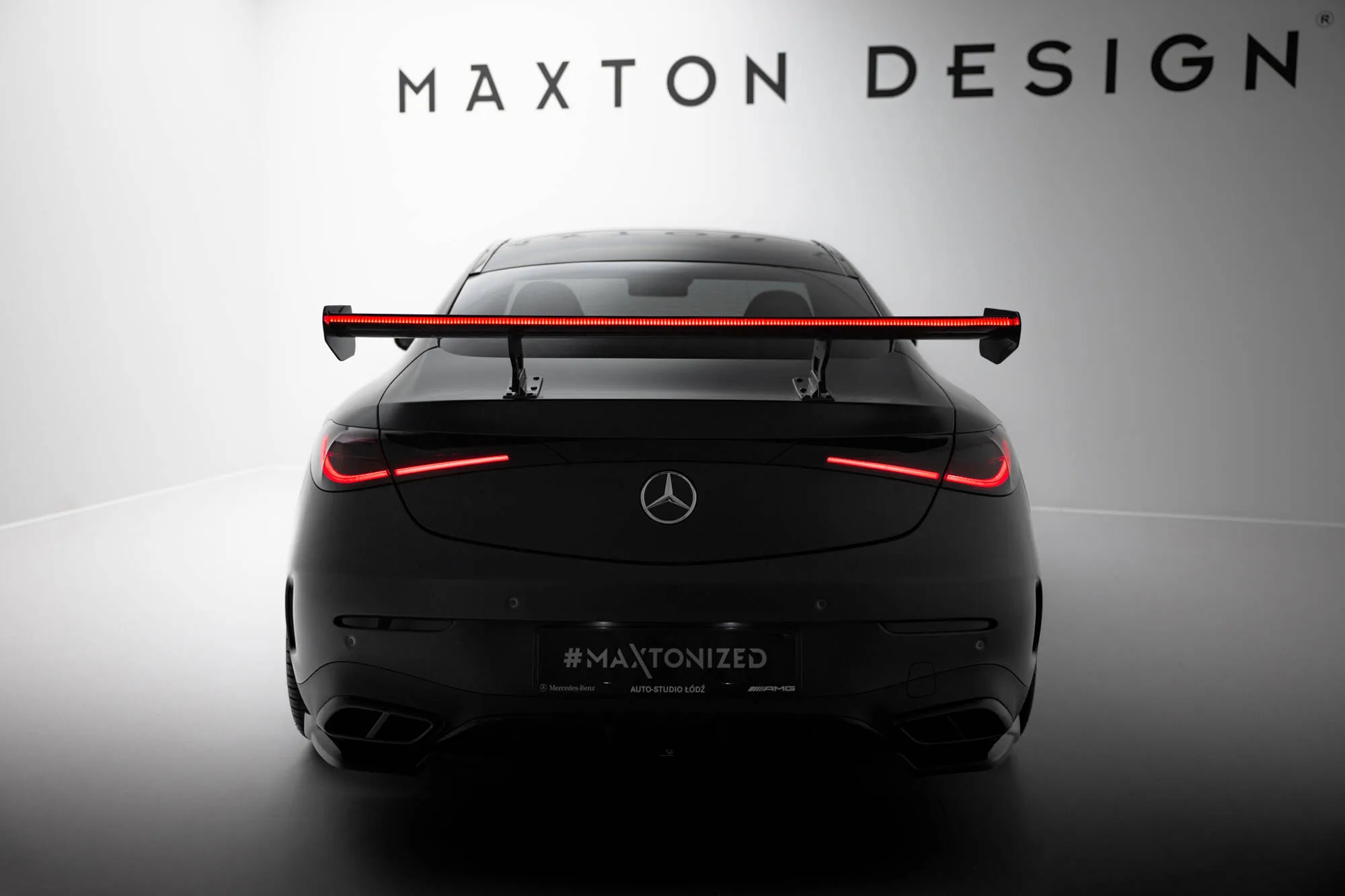 Hekkspoiler V.1 med LED Mercedes-Benz Cle (C236) 2023-2026 | Carbon Fiber Edition – bilde 3