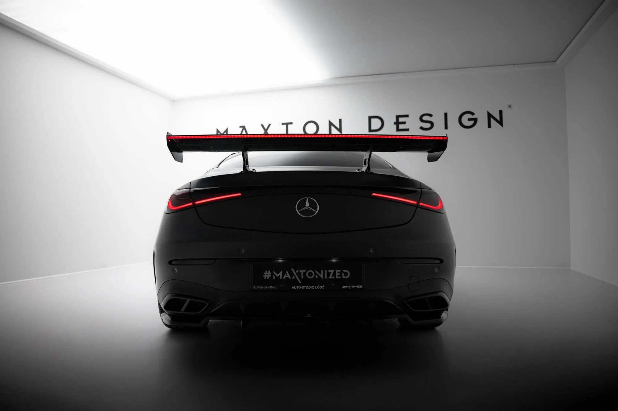 Hekkspoiler V.1 med LED Mercedes-Benz Cle (C236) 2023-2026 | Carbon Fiber Edition – bilde 5
